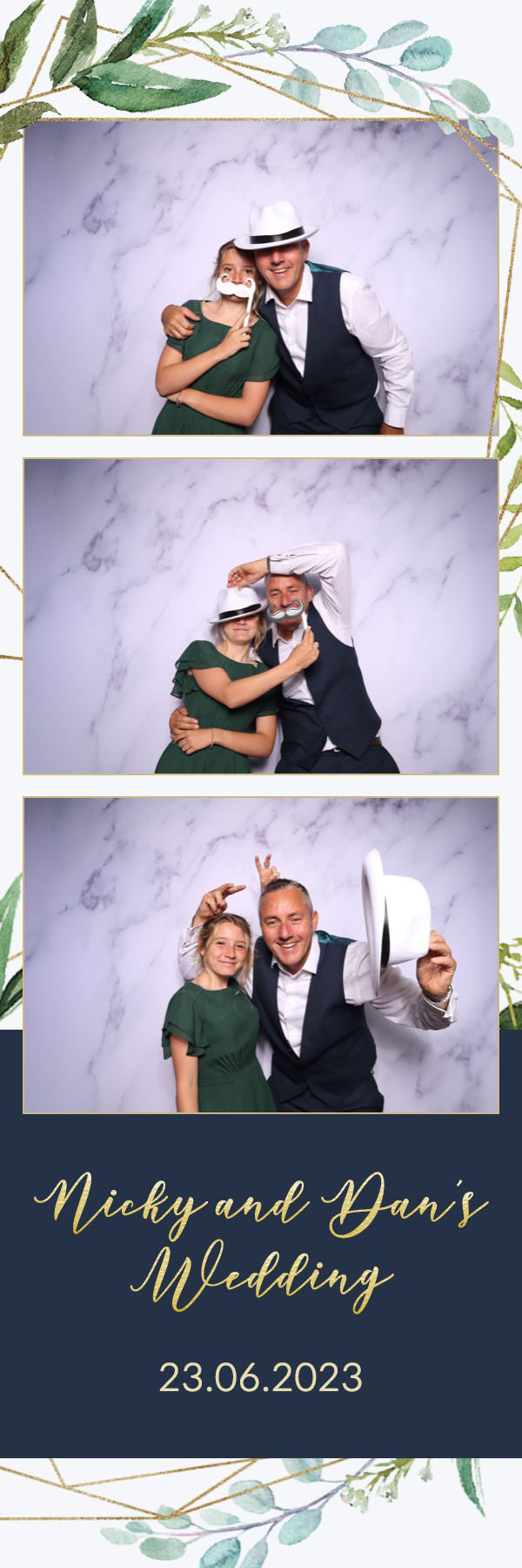 Nicky & Dan | View more photos from the event at images.mobile-photo-booth.com/u/MobilePhotoBoothUK/Nicky-Dan
