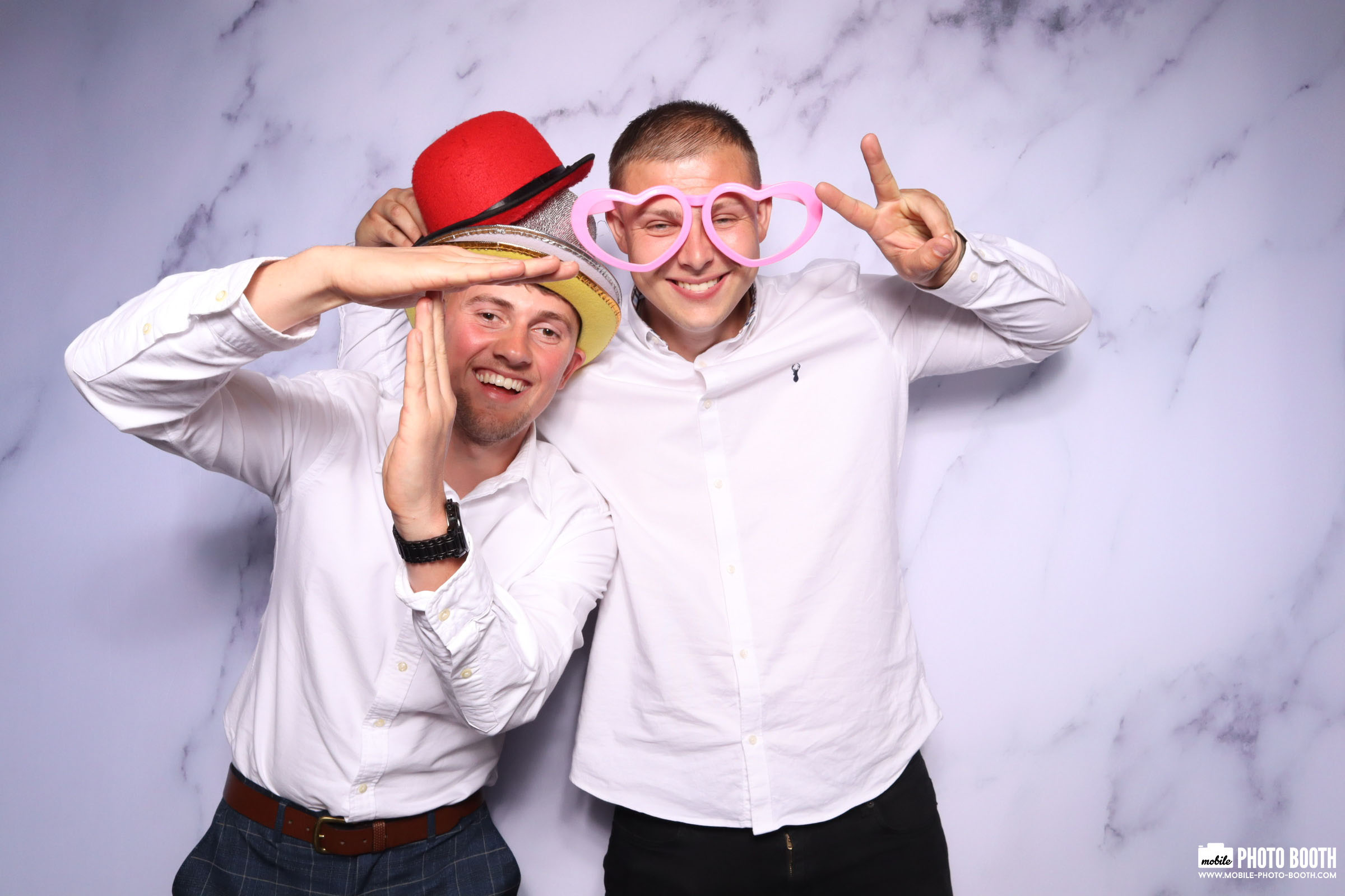 Nicky & Dan | View more photos from the event at images.mobile-photo-booth.com/u/MobilePhotoBoothUK/Nicky-Dan