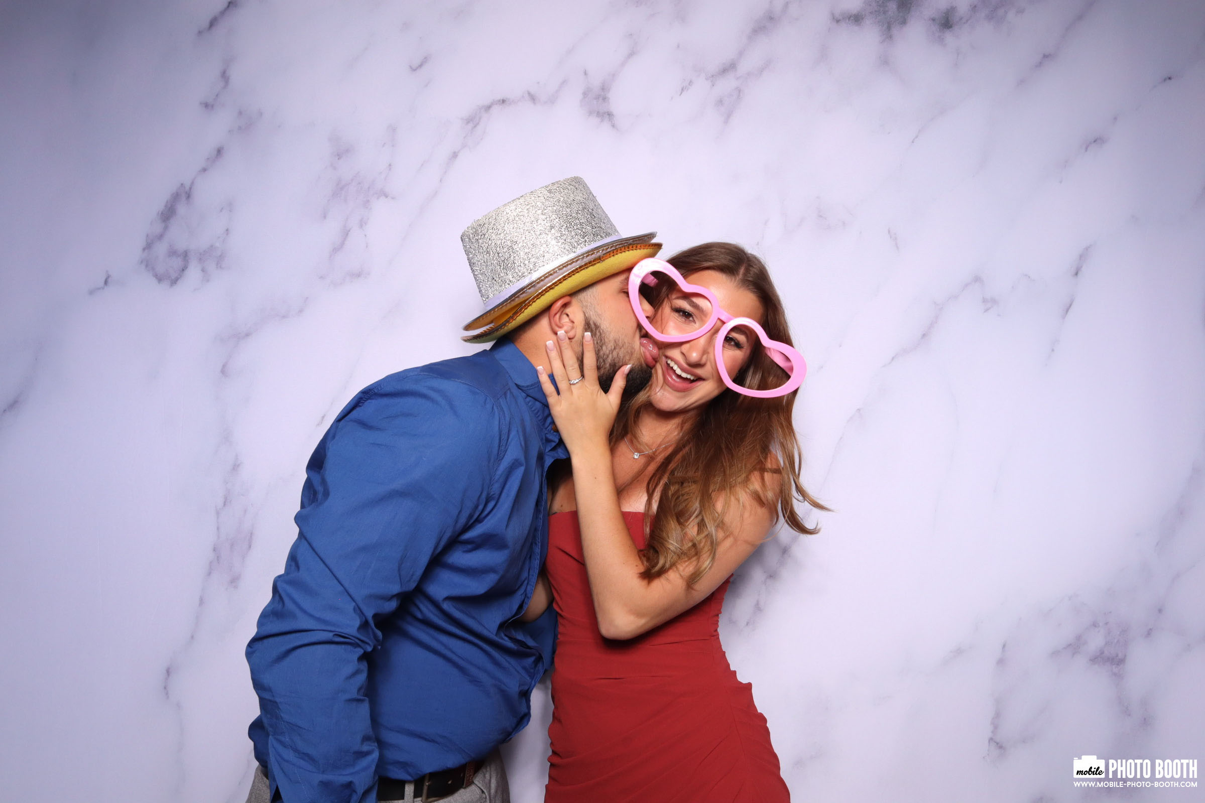 Nicky & Dan | View more photos from the event at images.mobile-photo-booth.com/u/MobilePhotoBoothUK/Nicky-Dan
