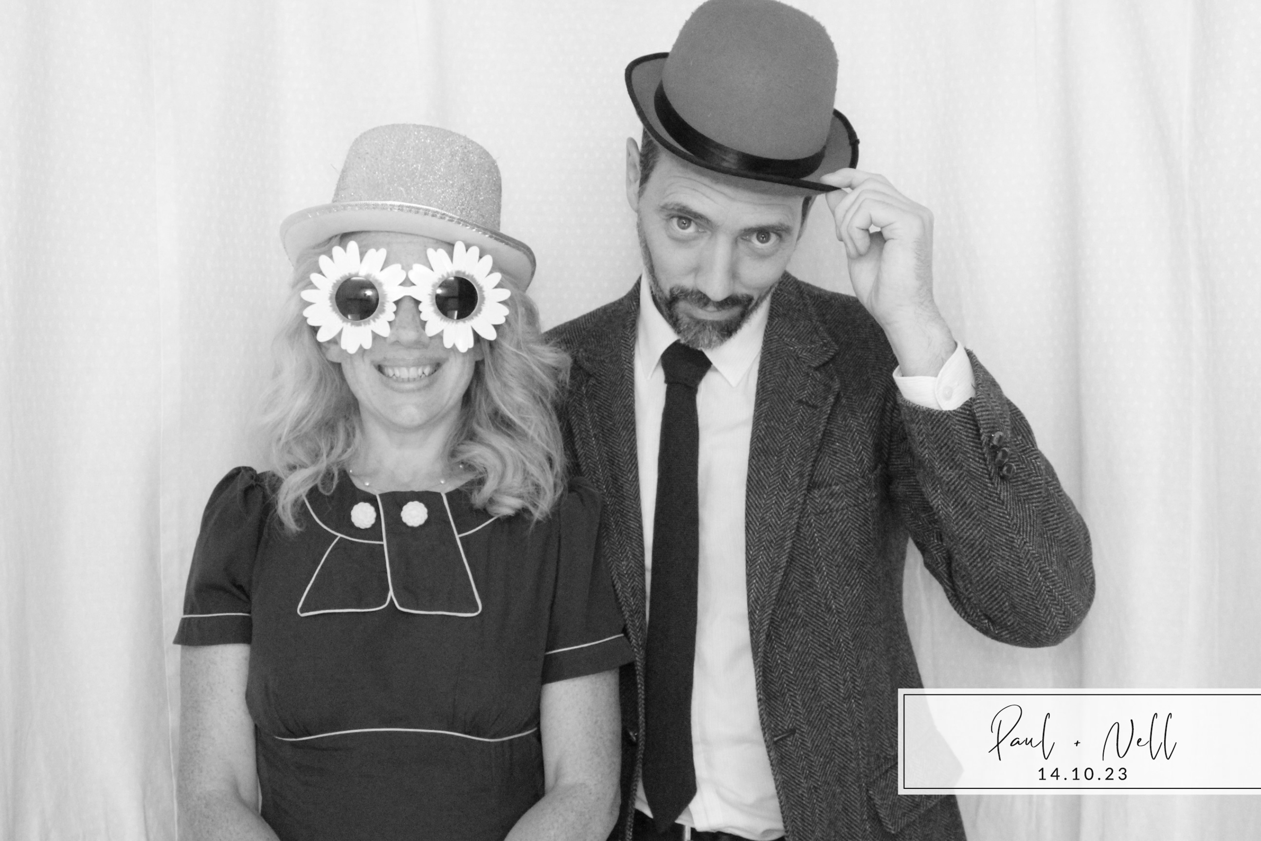 Paul & Nell | View more photos from the event at images.mobile-photo-booth.com/u/MobilePhotoBoothUK/Paul-Nell