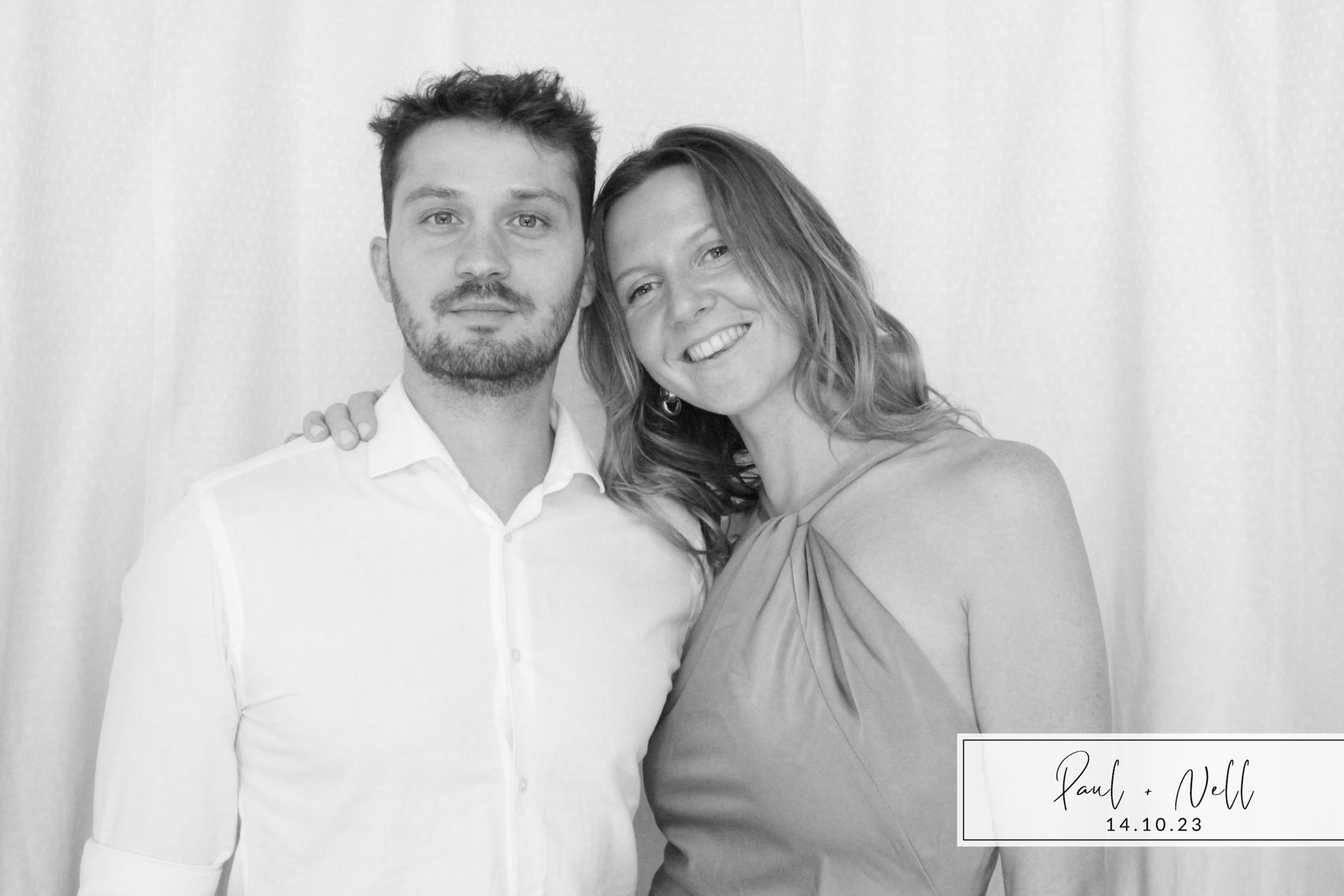 Paul & Nell | View more photos from the event at images.mobile-photo-booth.com/u/MobilePhotoBoothUK/Paul-Nell
