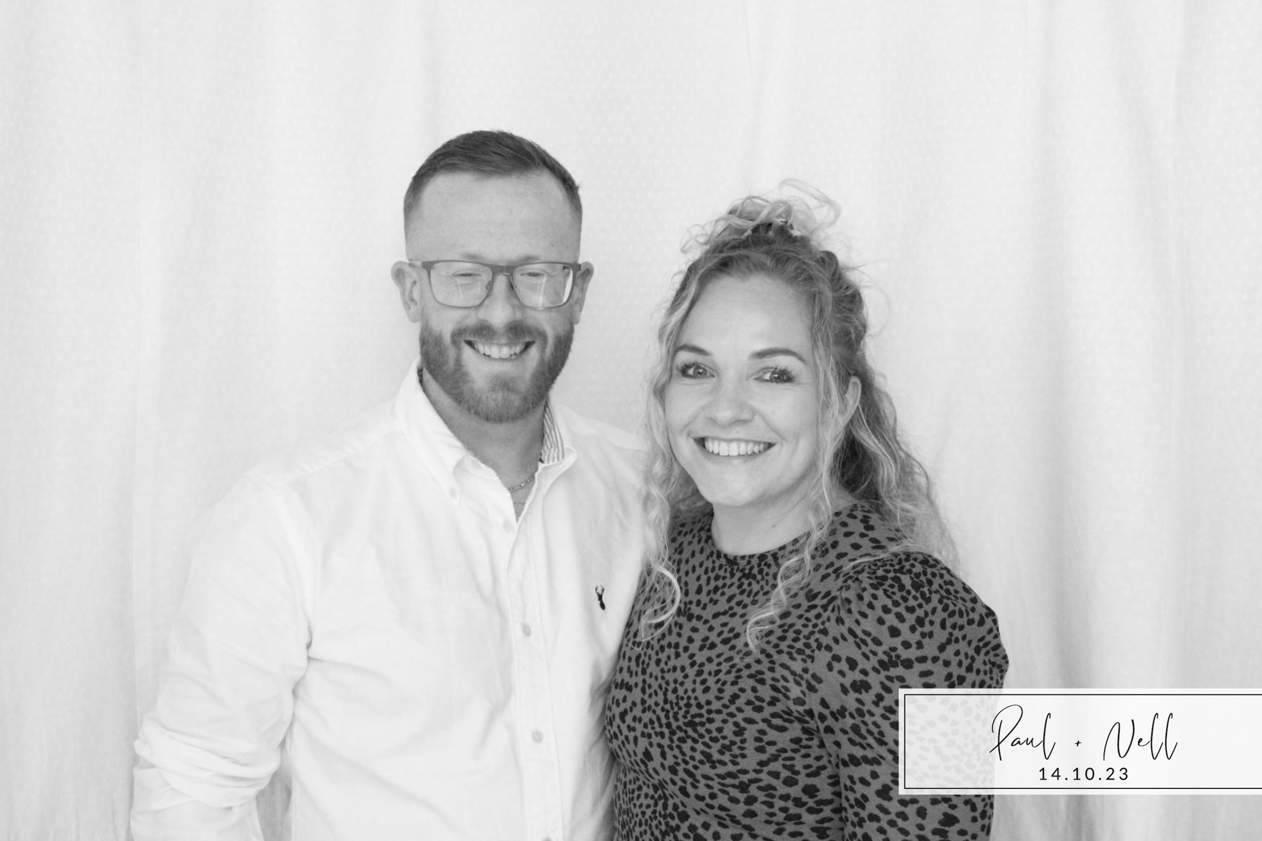 Paul & Nell | View more photos from the event at images.mobile-photo-booth.com/u/MobilePhotoBoothUK/Paul-Nell