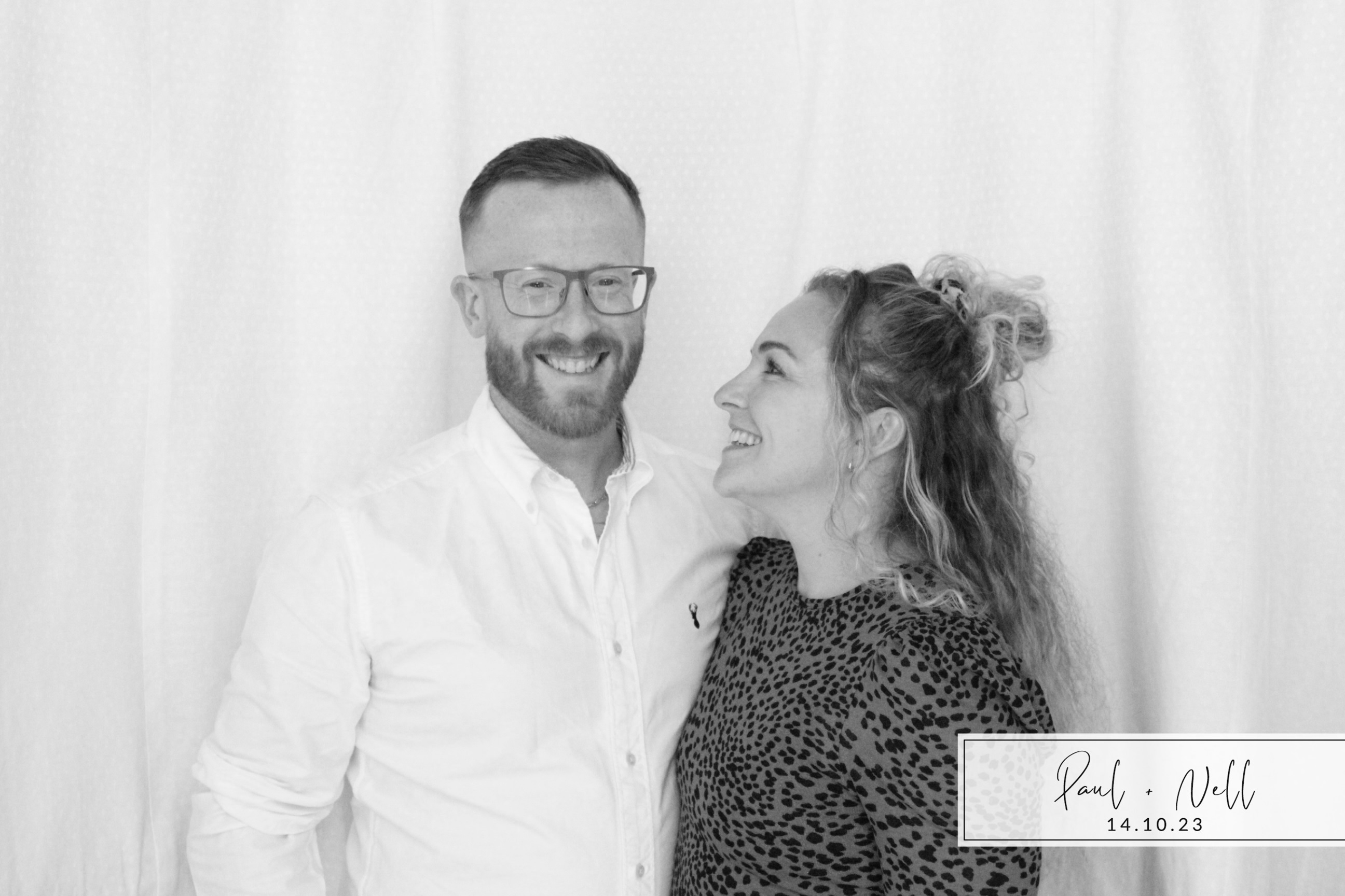 Paul & Nell | View more photos from the event at images.mobile-photo-booth.com/u/MobilePhotoBoothUK/Paul-Nell