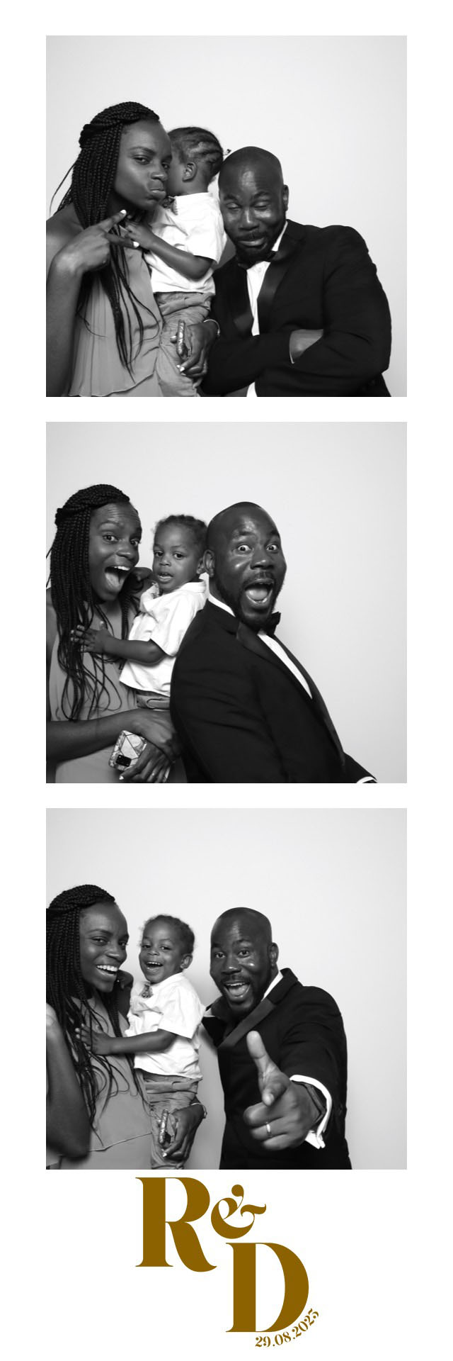 Rhianna & Dean | View more photos from the event at images.mobile-photo-booth.com/u/MobilePhotoBoothUK/Rhianna-Dean