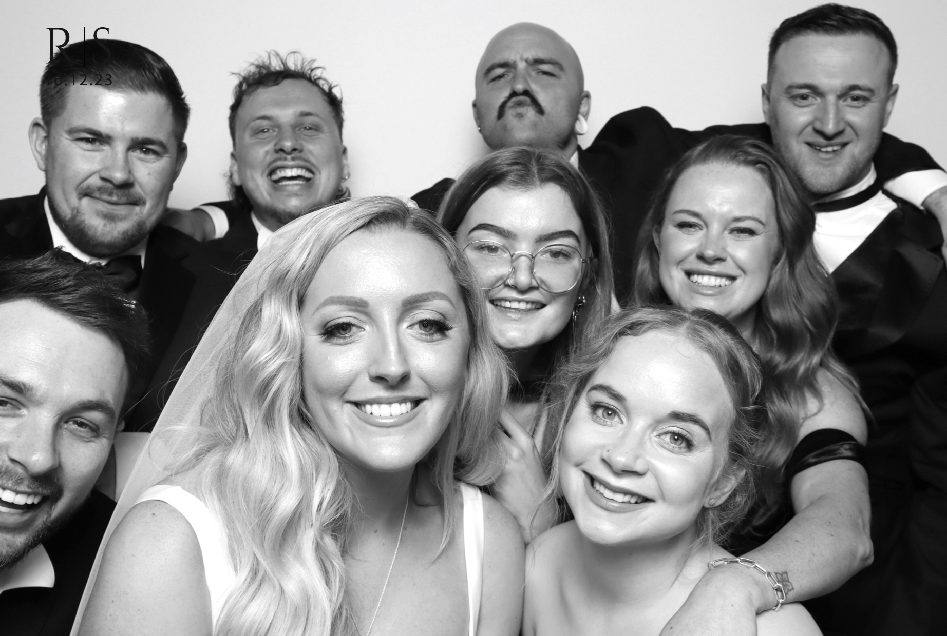 Ryan & Sophie | View more photos from the event at images.mobile-photo-booth.com/u/MobilePhotoBoothUK/Ryan-Sophie
