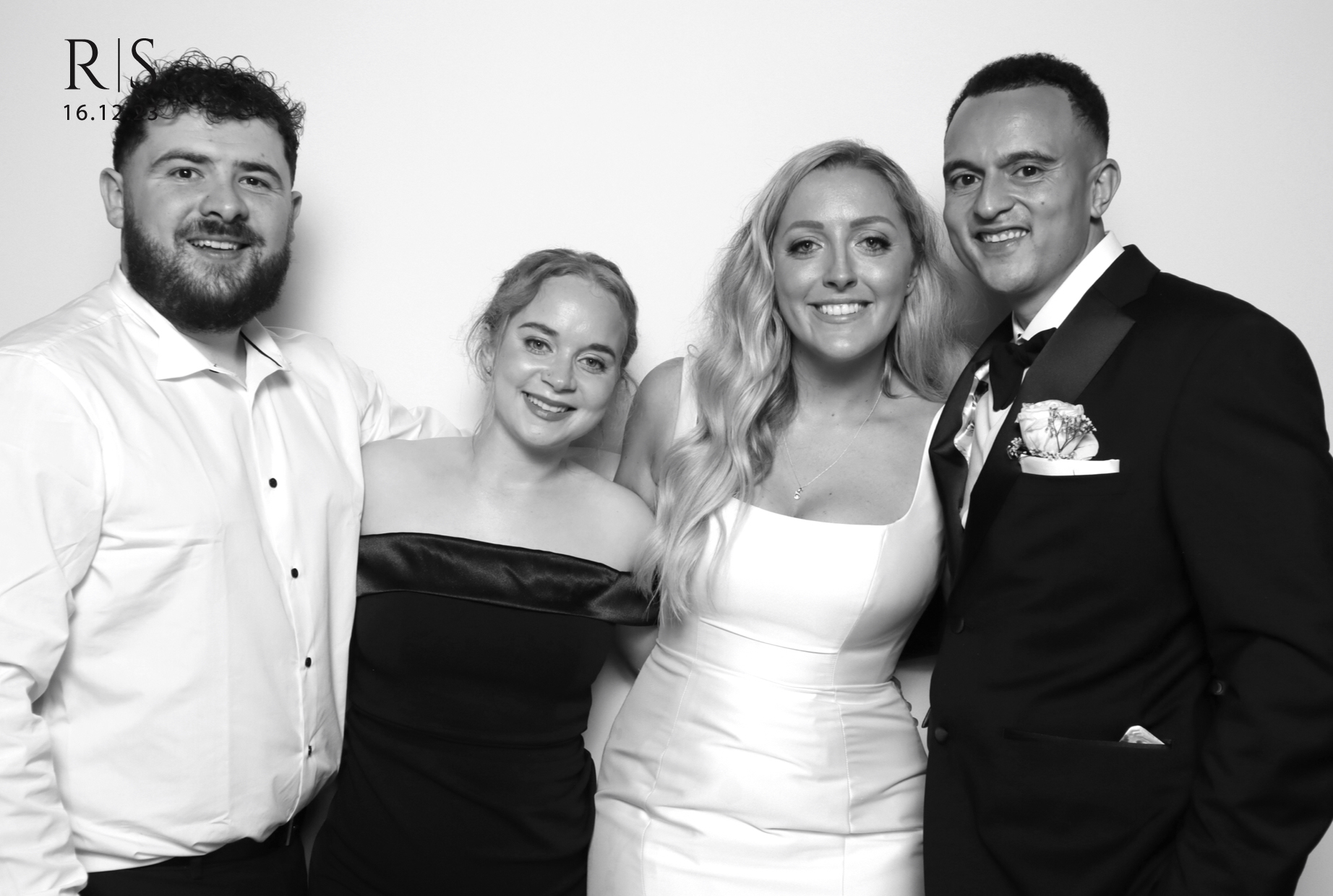 Ryan & Sophie | View more photos from the event at images.mobile-photo-booth.com/u/MobilePhotoBoothUK/Ryan-Sophie
