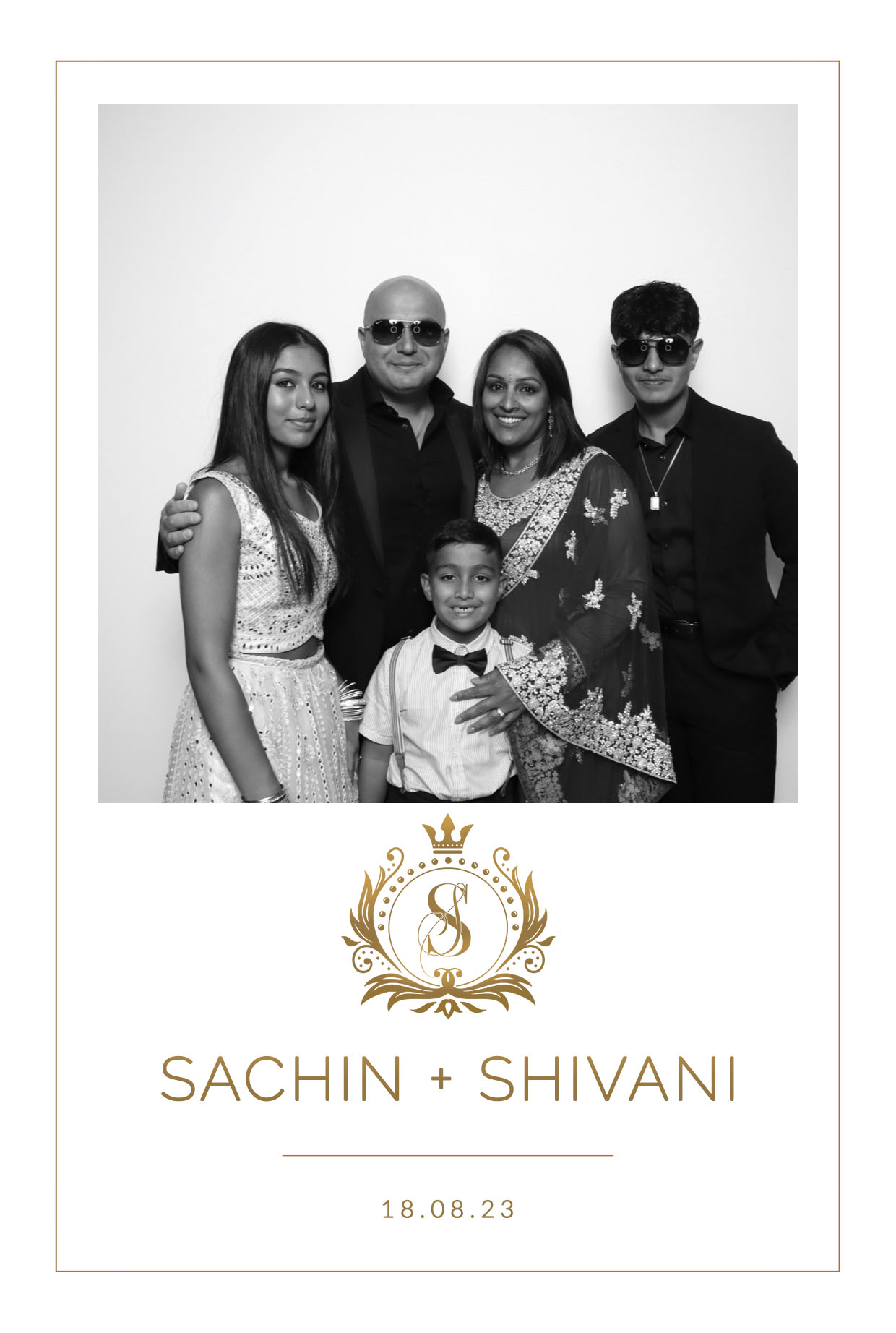 Sachin & Shivani | View more photos from the event at images.mobile-photo-booth.com/u/MobilePhotoBoothUK/Sachin-Shivani