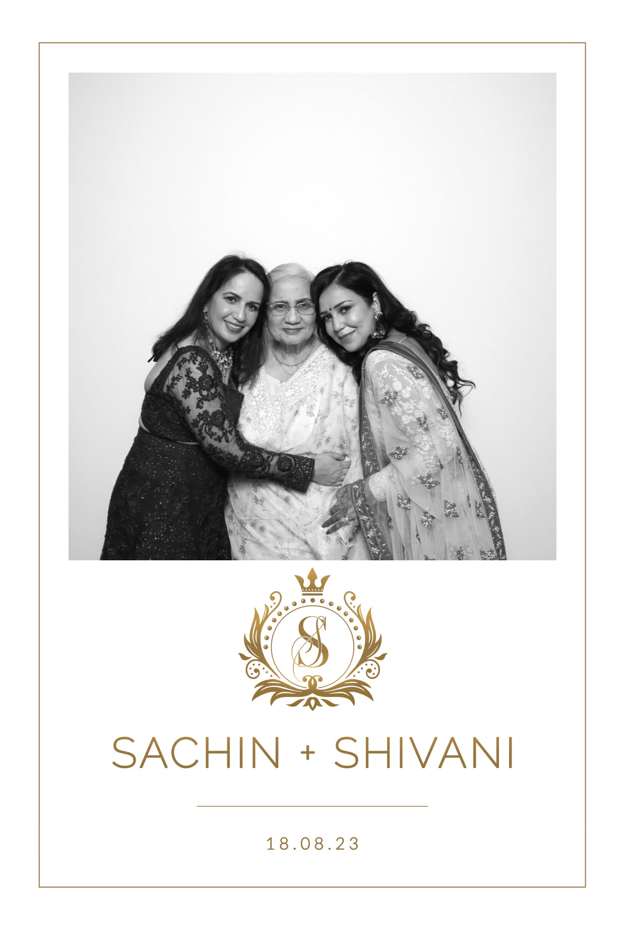 Sachin & Shivani | View more photos from the event at images.mobile-photo-booth.com/u/MobilePhotoBoothUK/Sachin-Shivani