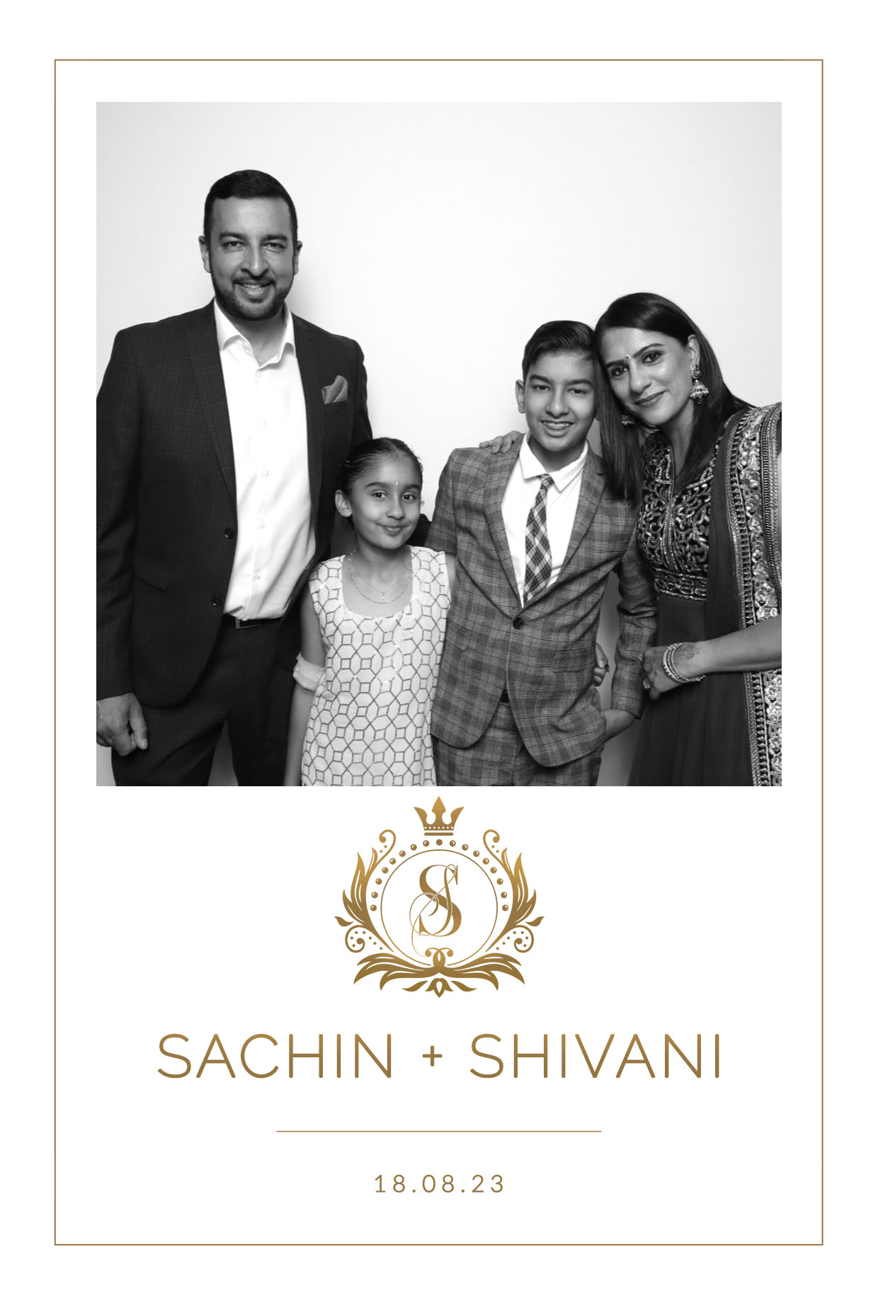 Sachin & Shivani | View more photos from the event at images.mobile-photo-booth.com/u/MobilePhotoBoothUK/Sachin-Shivani