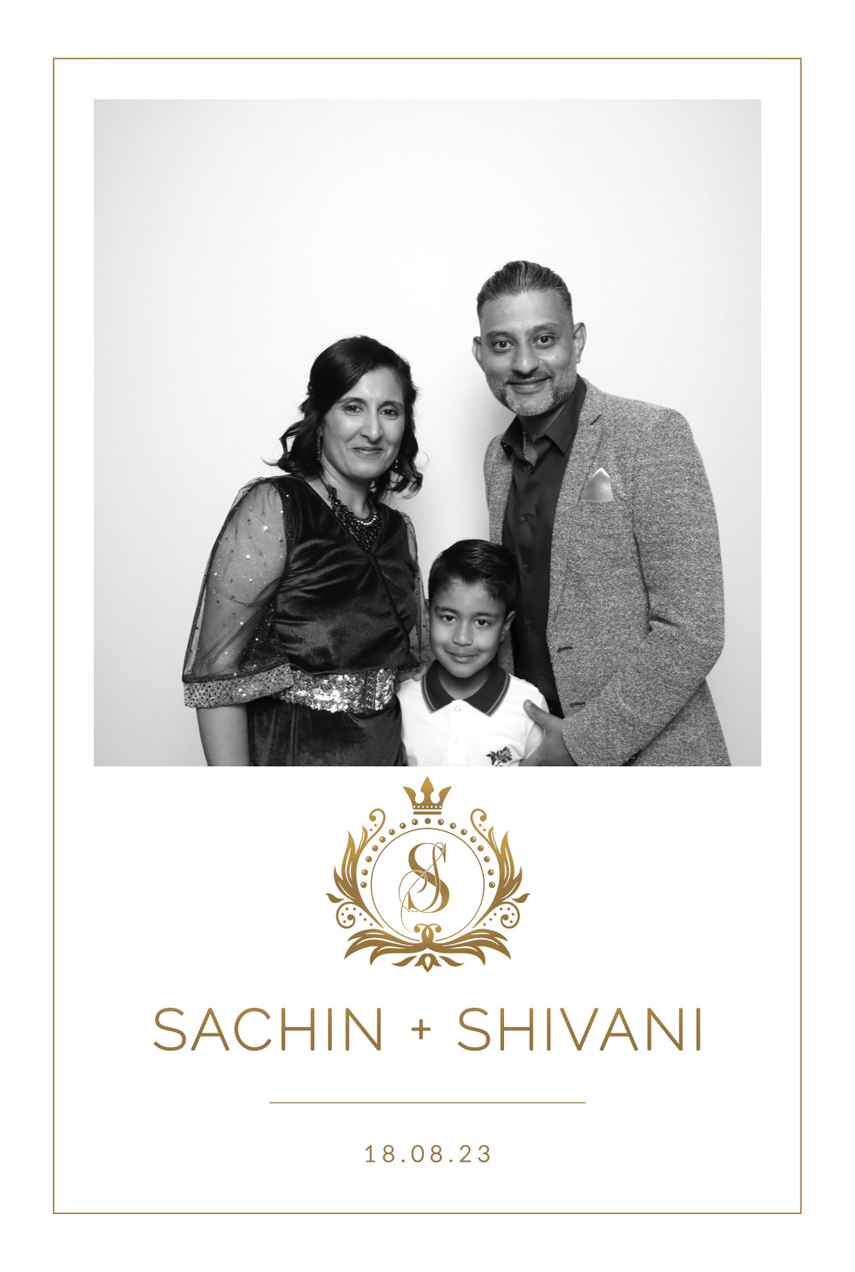 Sachin & Shivani | View more photos from the event at images.mobile-photo-booth.com/u/MobilePhotoBoothUK/Sachin-Shivani