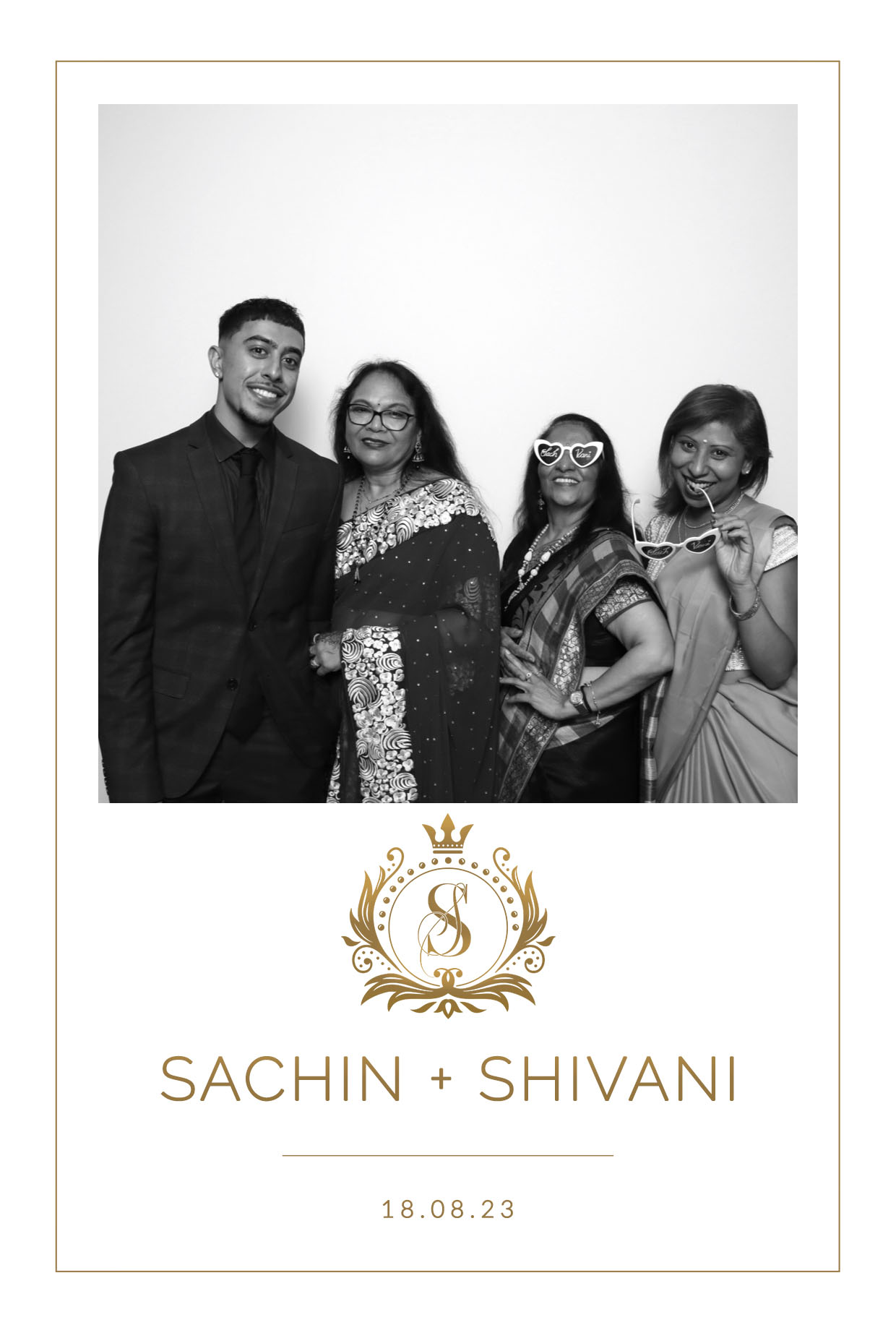 Sachin & Shivani | View more photos from the event at images.mobile-photo-booth.com/u/MobilePhotoBoothUK/Sachin-Shivani
