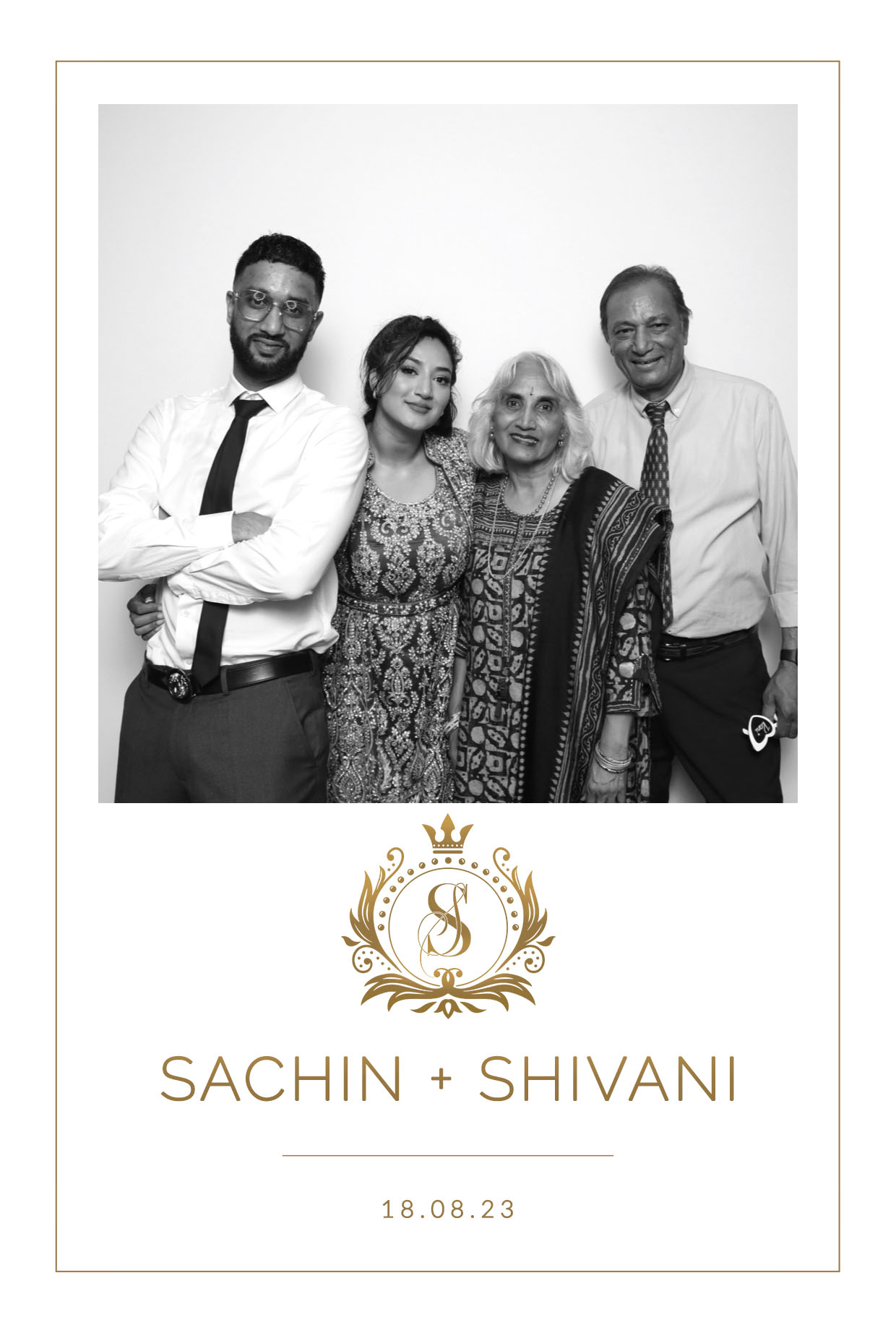 Sachin & Shivani | View more photos from the event at images.mobile-photo-booth.com/u/MobilePhotoBoothUK/Sachin-Shivani
