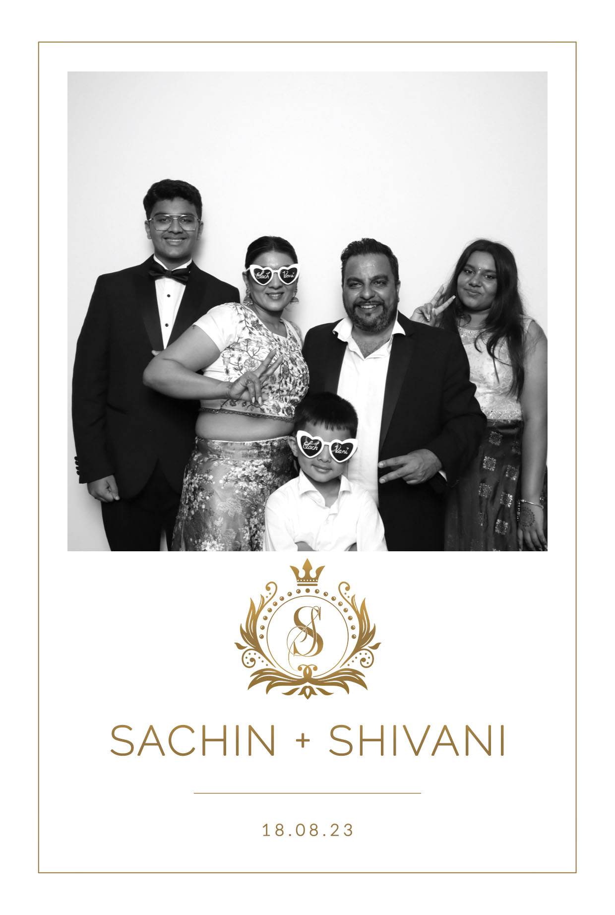 Sachin & Shivani | View more photos from the event at images.mobile-photo-booth.com/u/MobilePhotoBoothUK/Sachin-Shivani