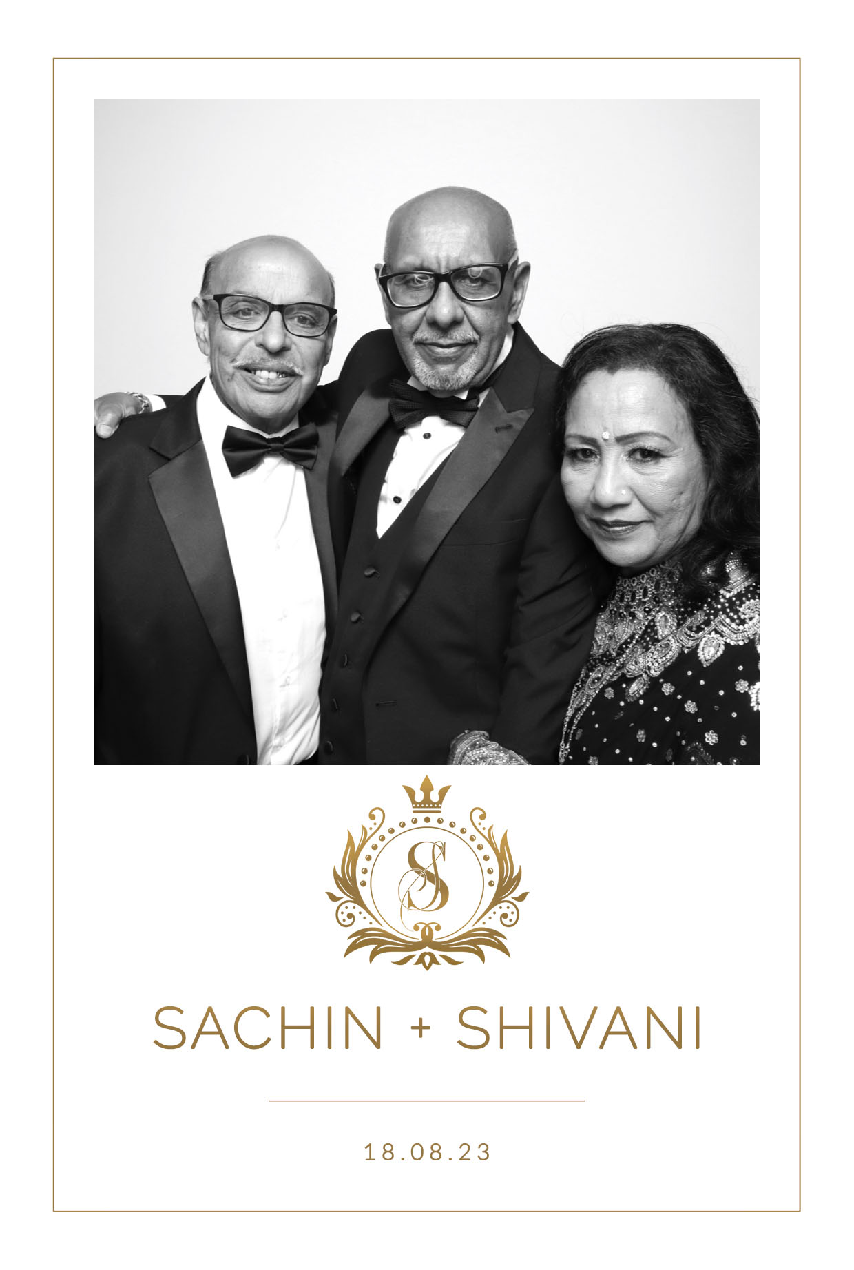 Sachin & Shivani | View more photos from the event at images.mobile-photo-booth.com/u/MobilePhotoBoothUK/Sachin-Shivani