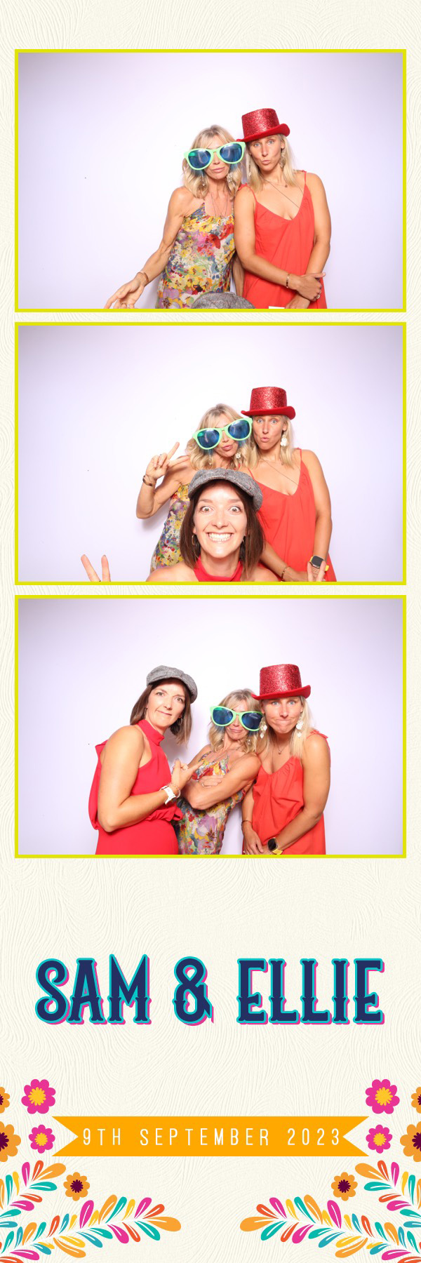Sam & Ellie | View more photos from the event at images.mobile-photo-booth.com/u/MobilePhotoBoothUK/Sam-Ellie