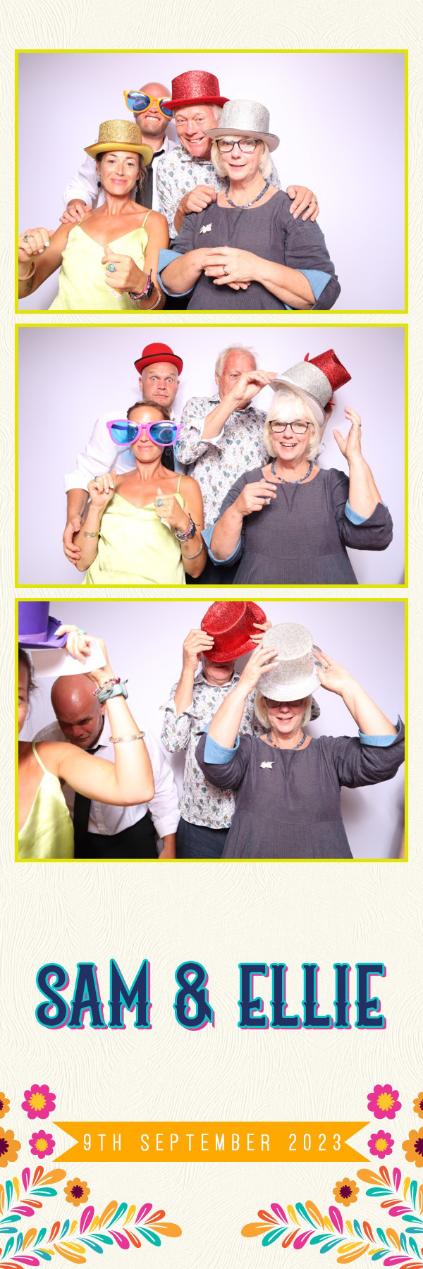 Sam & Ellie | View more photos from the event at images.mobile-photo-booth.com/u/MobilePhotoBoothUK/Sam-Ellie