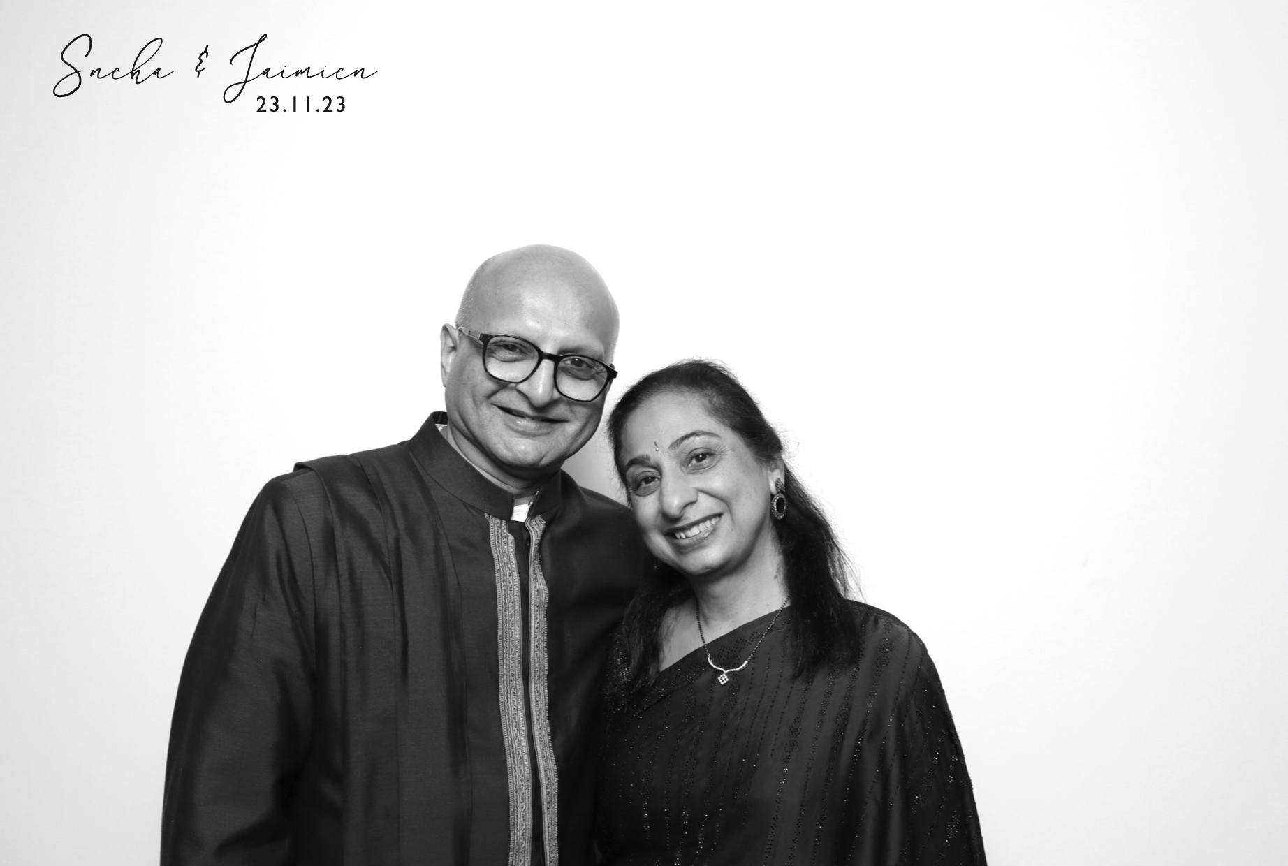 Sneha & Jaimien | View more photos from the event at images.mobile-photo-booth.com/u/MobilePhotoBoothUK/Sneha-Jaimien