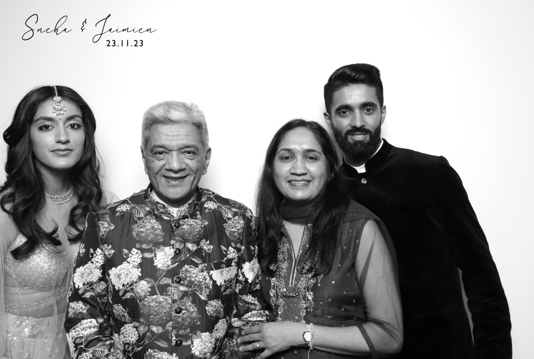 Sneha & Jaimien | View more photos from the event at images.mobile-photo-booth.com/u/MobilePhotoBoothUK/Sneha-Jaimien