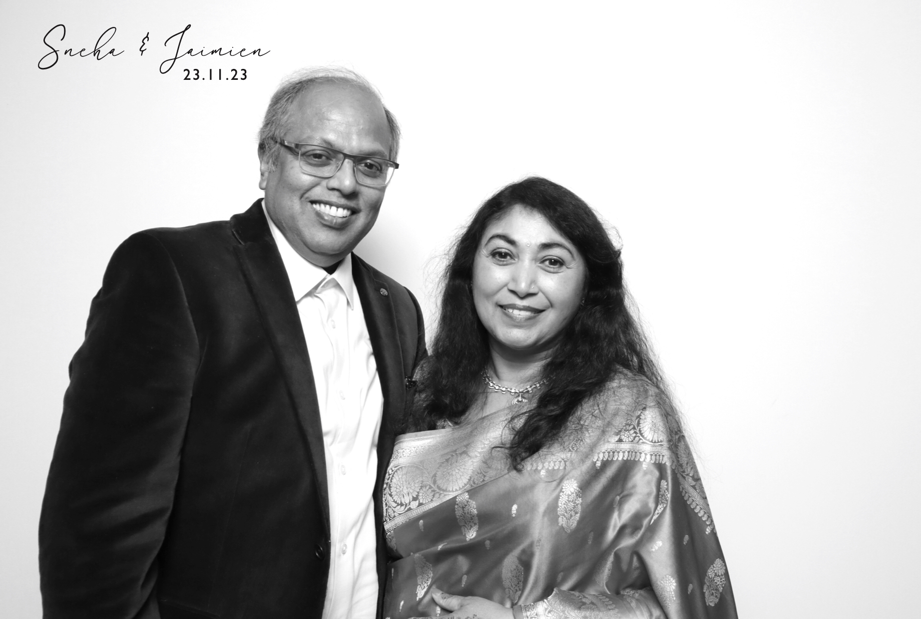 Sneha & Jaimien | View more photos from the event at images.mobile-photo-booth.com/u/MobilePhotoBoothUK/Sneha-Jaimien