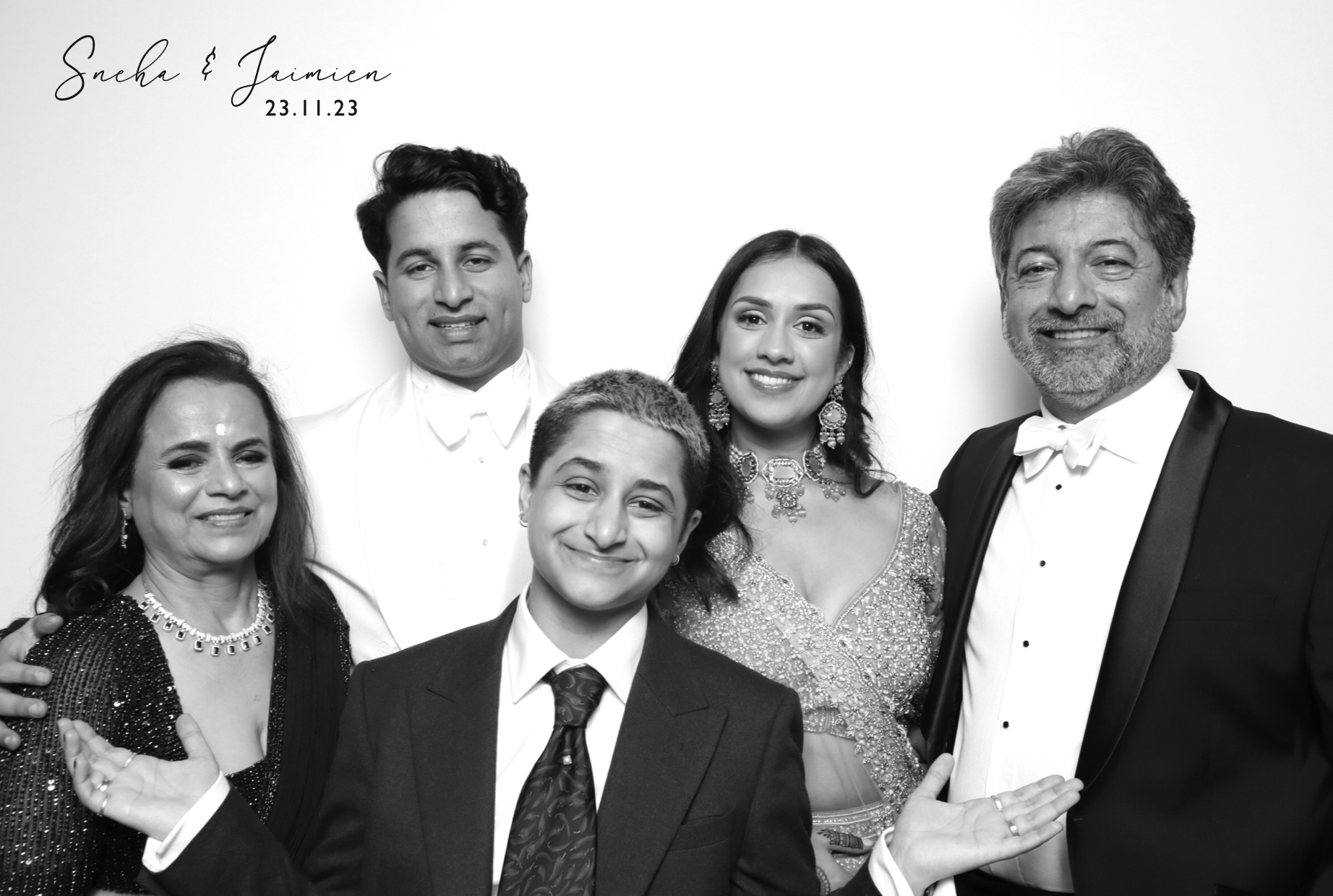 Sneha & Jaimien | View more photos from the event at images.mobile-photo-booth.com/u/MobilePhotoBoothUK/Sneha-Jaimien