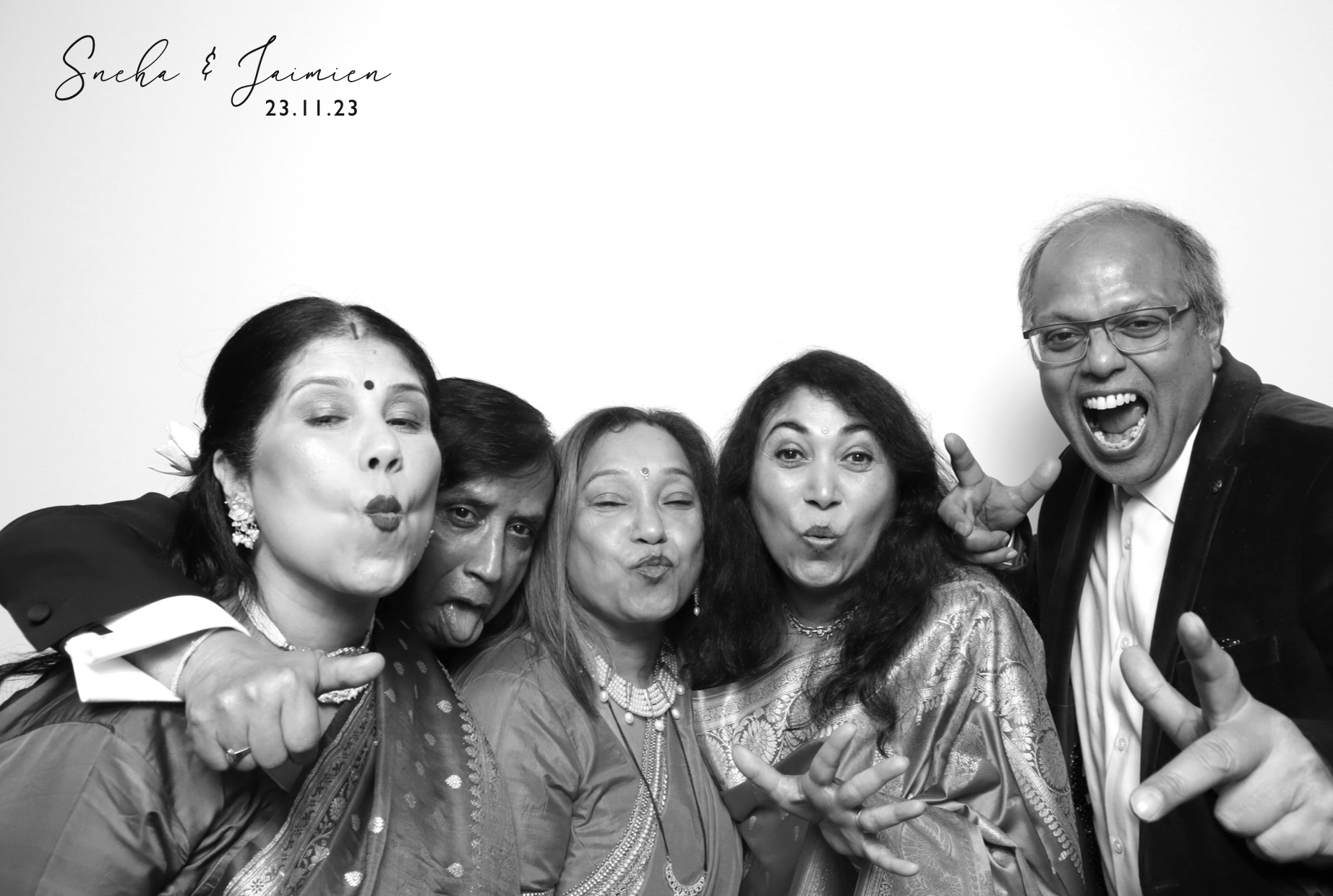 Sneha & Jaimien | View more photos from the event at images.mobile-photo-booth.com/u/MobilePhotoBoothUK/Sneha-Jaimien