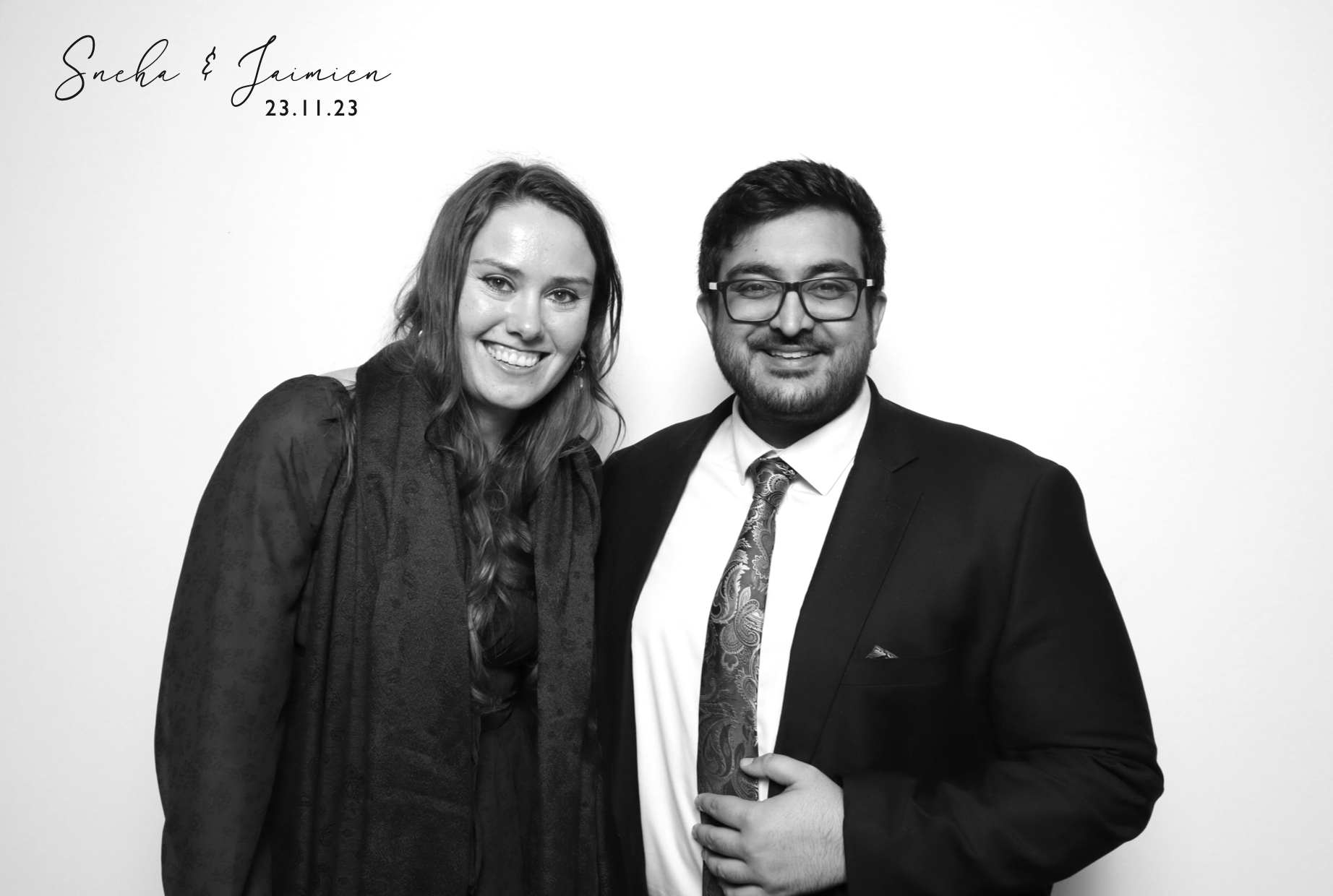 Sneha & Jaimien | View more photos from the event at images.mobile-photo-booth.com/u/MobilePhotoBoothUK/Sneha-Jaimien