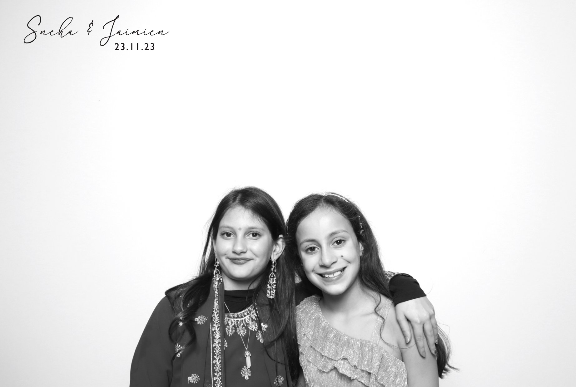 Sneha & Jaimien | View more photos from the event at images.mobile-photo-booth.com/u/MobilePhotoBoothUK/Sneha-Jaimien