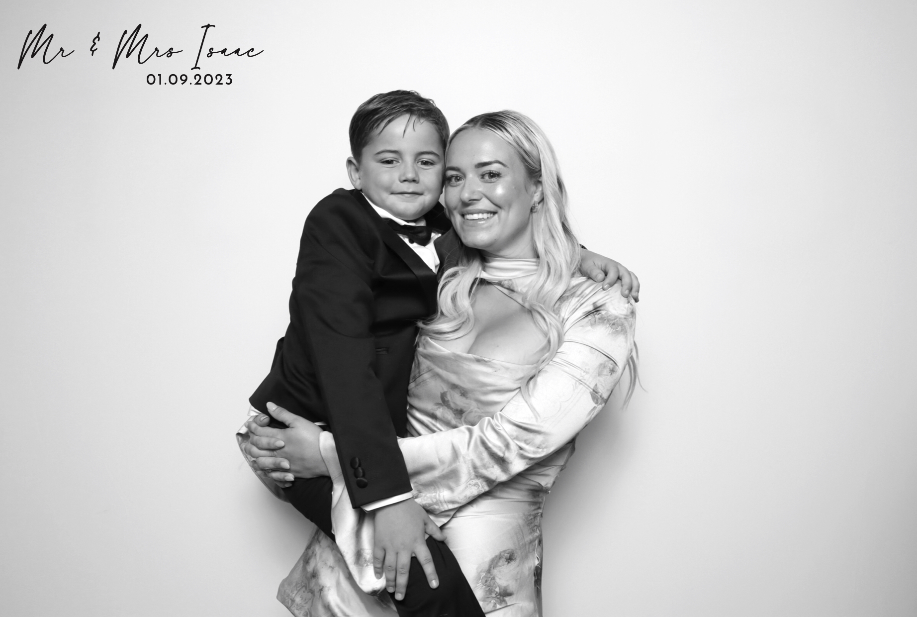 The Isaacs | View more photos from the event at images.mobile-photo-booth.com/u/MobilePhotoBoothUK/The-Isaacs