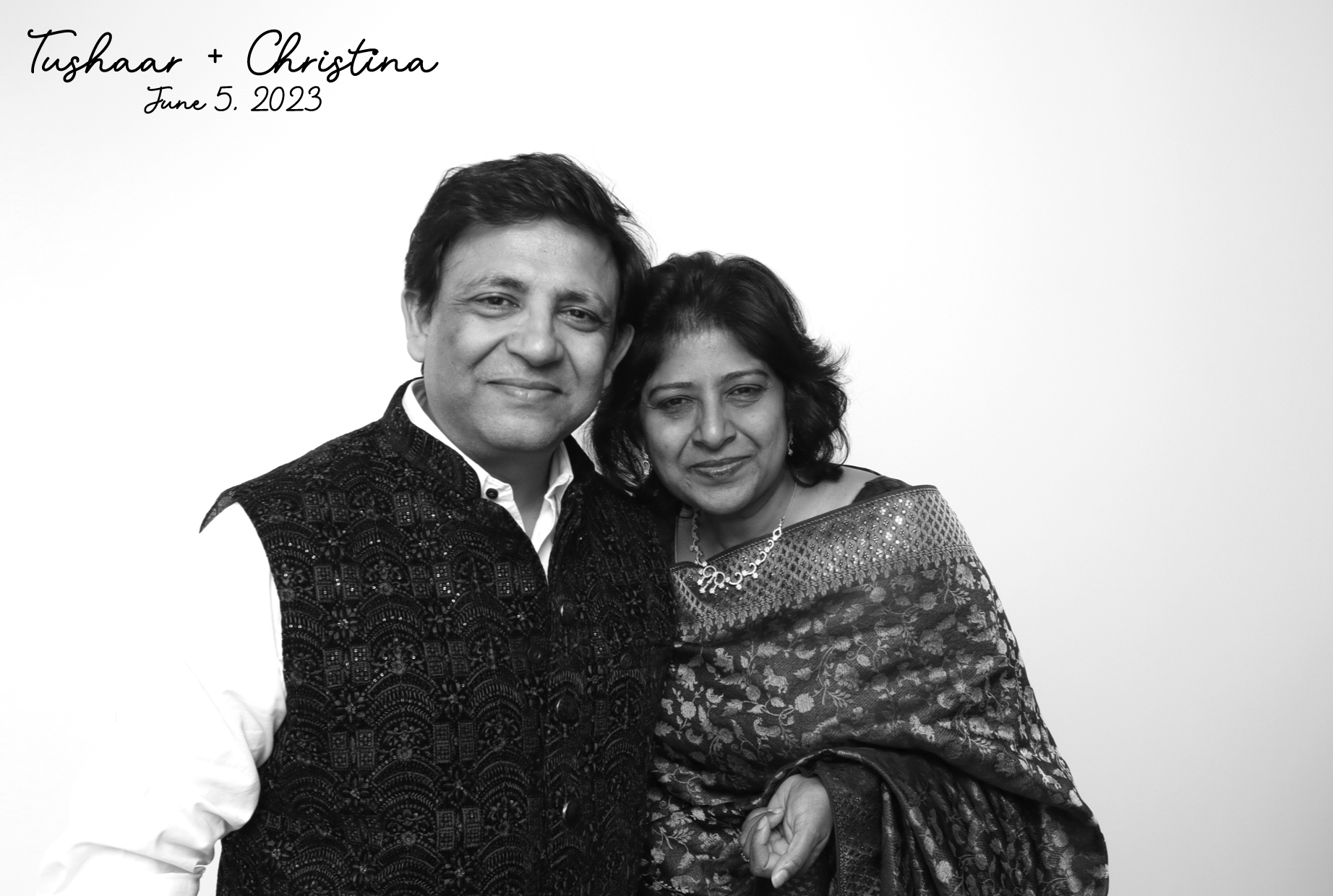 Tushaar & Christina | View more photos from the event at images.mobile-photo-booth.com/u/MobilePhotoBoothUK/Tushaar-Christina