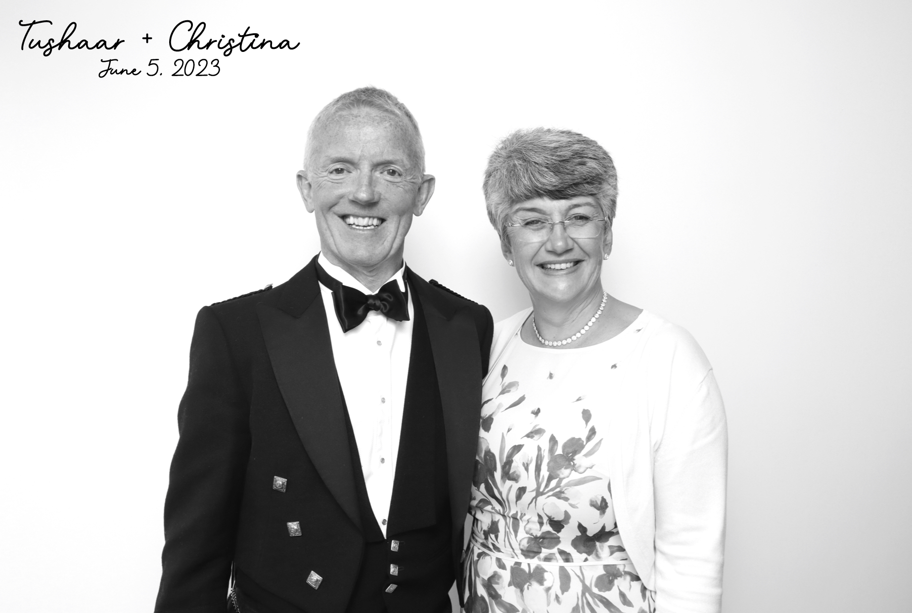 Tushaar & Christina | View more photos from the event at images.mobile-photo-booth.com/u/MobilePhotoBoothUK/Tushaar-Christina