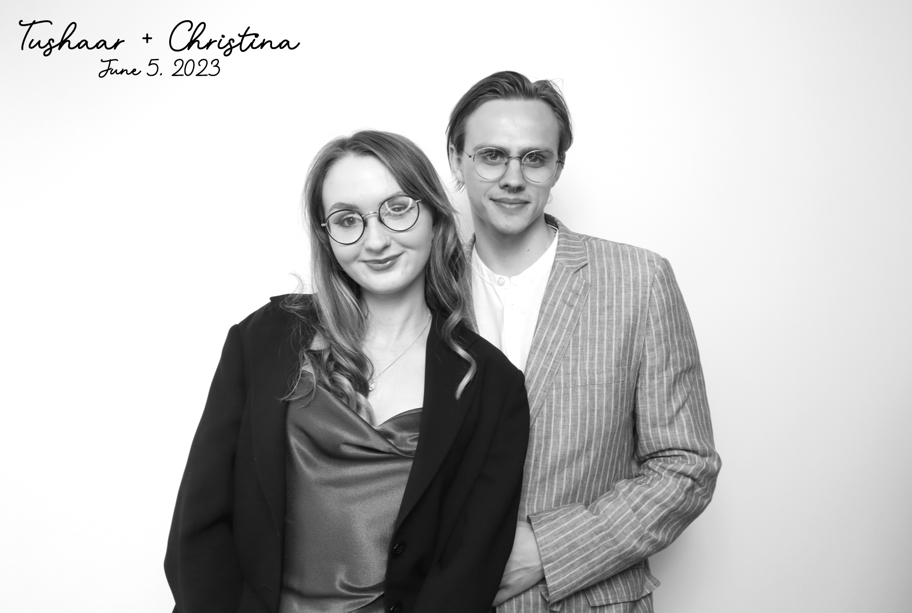 Tushaar & Christina | View more photos from the event at images.mobile-photo-booth.com/u/MobilePhotoBoothUK/Tushaar-Christina