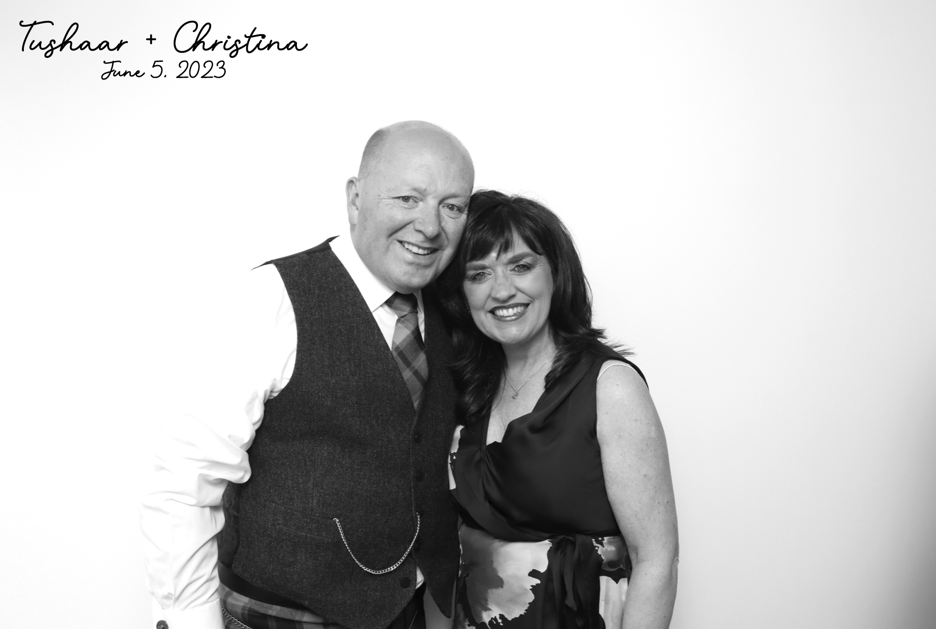 Tushaar & Christina | View more photos from the event at images.mobile-photo-booth.com/u/MobilePhotoBoothUK/Tushaar-Christina