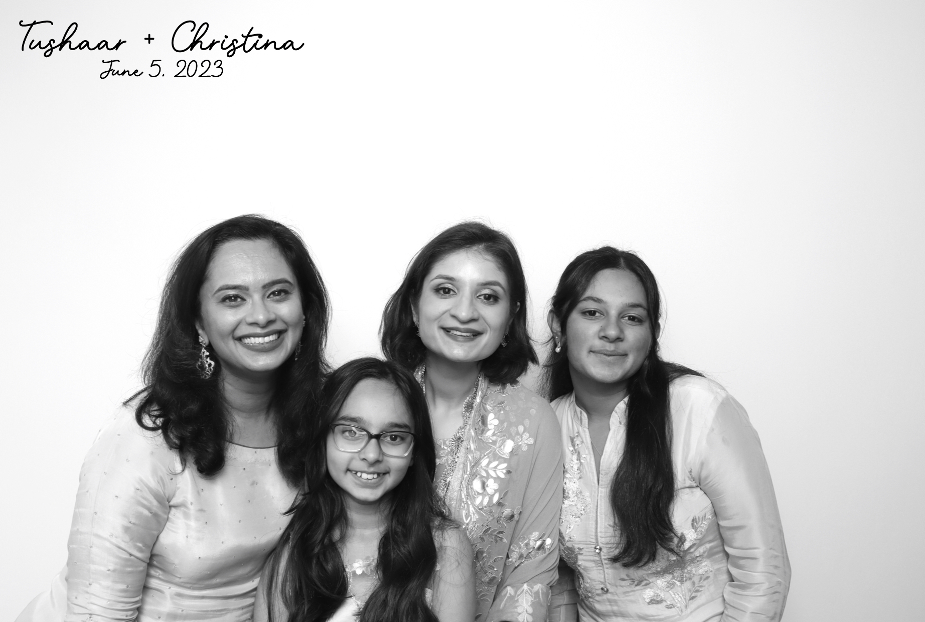 Tushaar & Christina | View more photos from the event at images.mobile-photo-booth.com/u/MobilePhotoBoothUK/Tushaar-Christina
