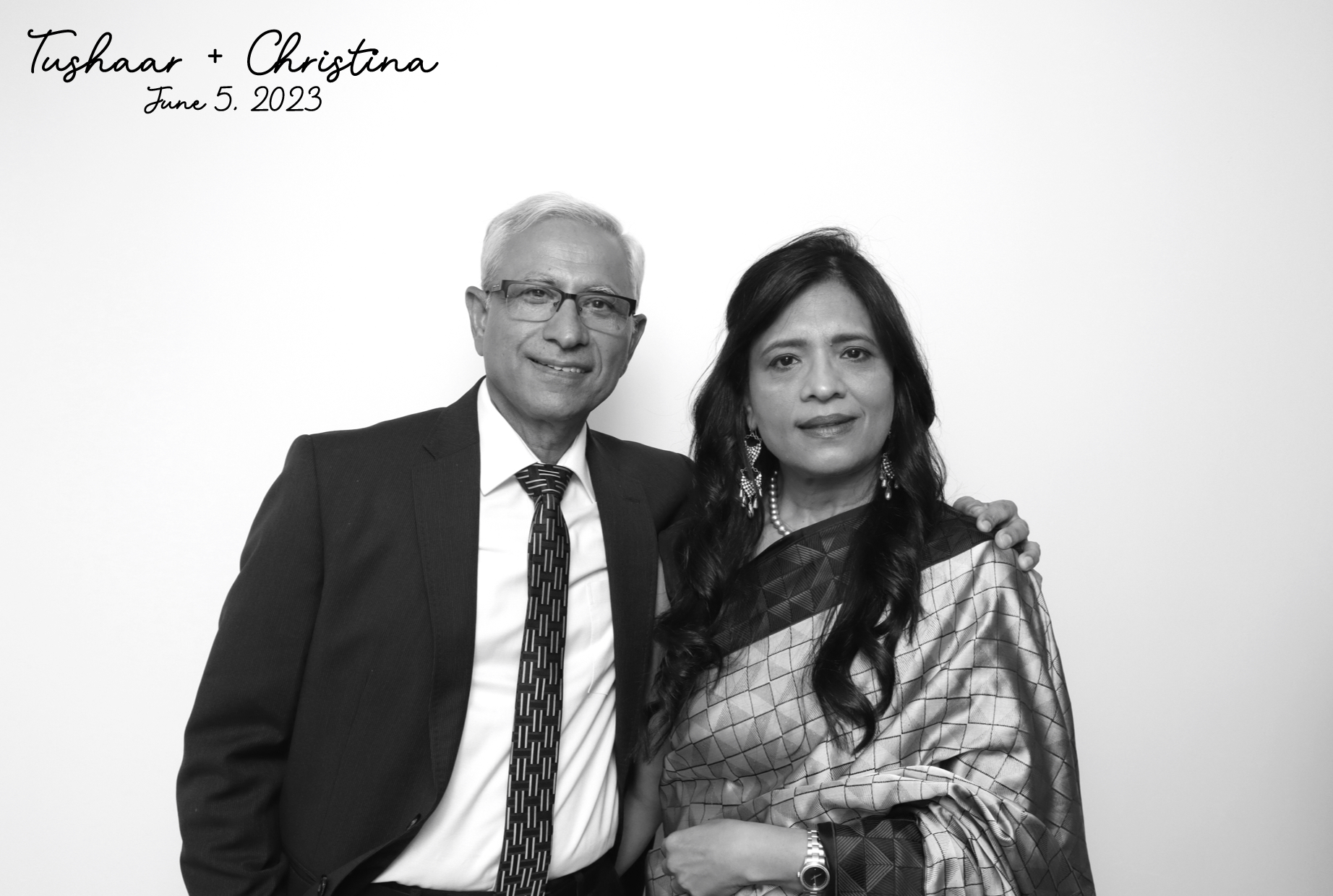 Tushaar & Christina | View more photos from the event at images.mobile-photo-booth.com/u/MobilePhotoBoothUK/Tushaar-Christina