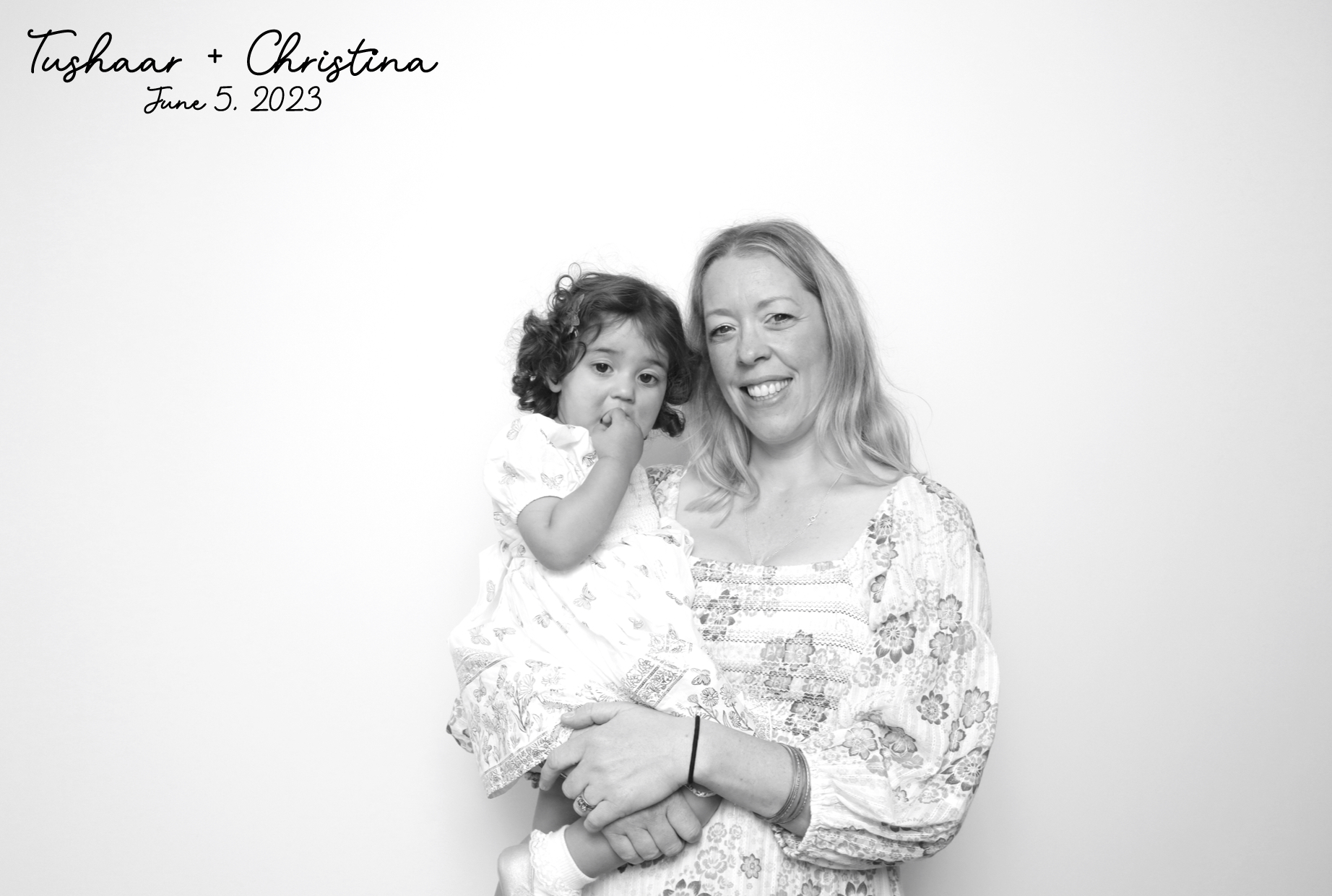 Tushaar & Christina | View more photos from the event at images.mobile-photo-booth.com/u/MobilePhotoBoothUK/Tushaar-Christina