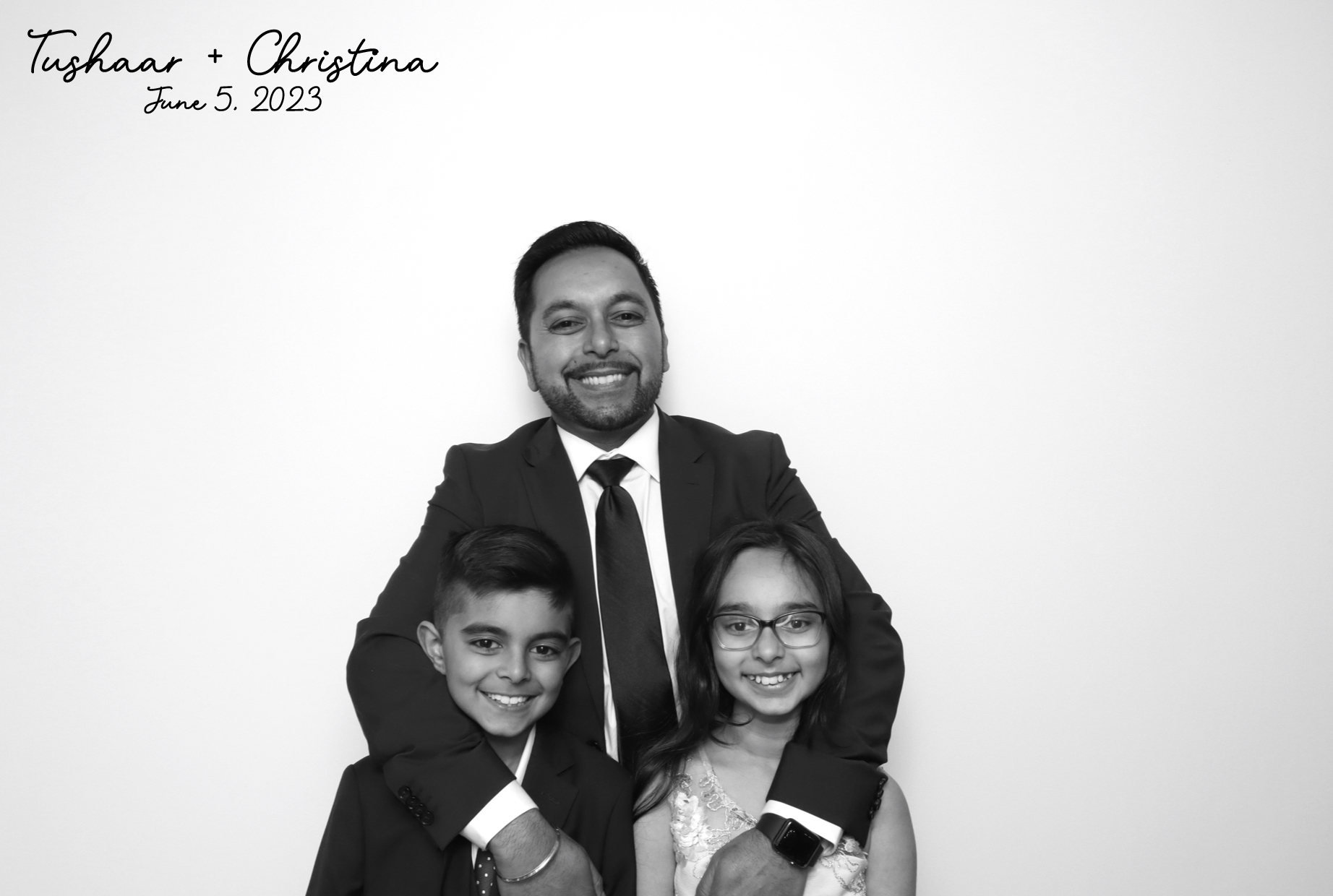 Tushaar & Christina | View more photos from the event at images.mobile-photo-booth.com/u/MobilePhotoBoothUK/Tushaar-Christina