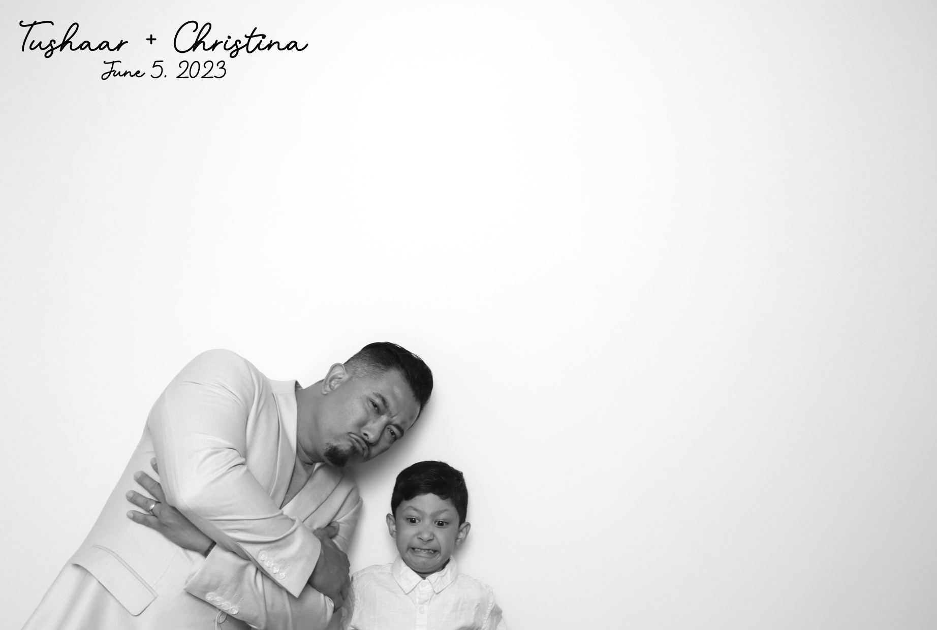 Tushaar & Christina | View more photos from the event at images.mobile-photo-booth.com/u/MobilePhotoBoothUK/Tushaar-Christina