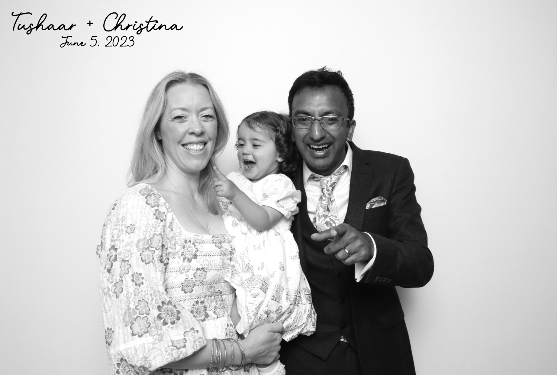 Tushaar & Christina | View more photos from the event at images.mobile-photo-booth.com/u/MobilePhotoBoothUK/Tushaar-Christina