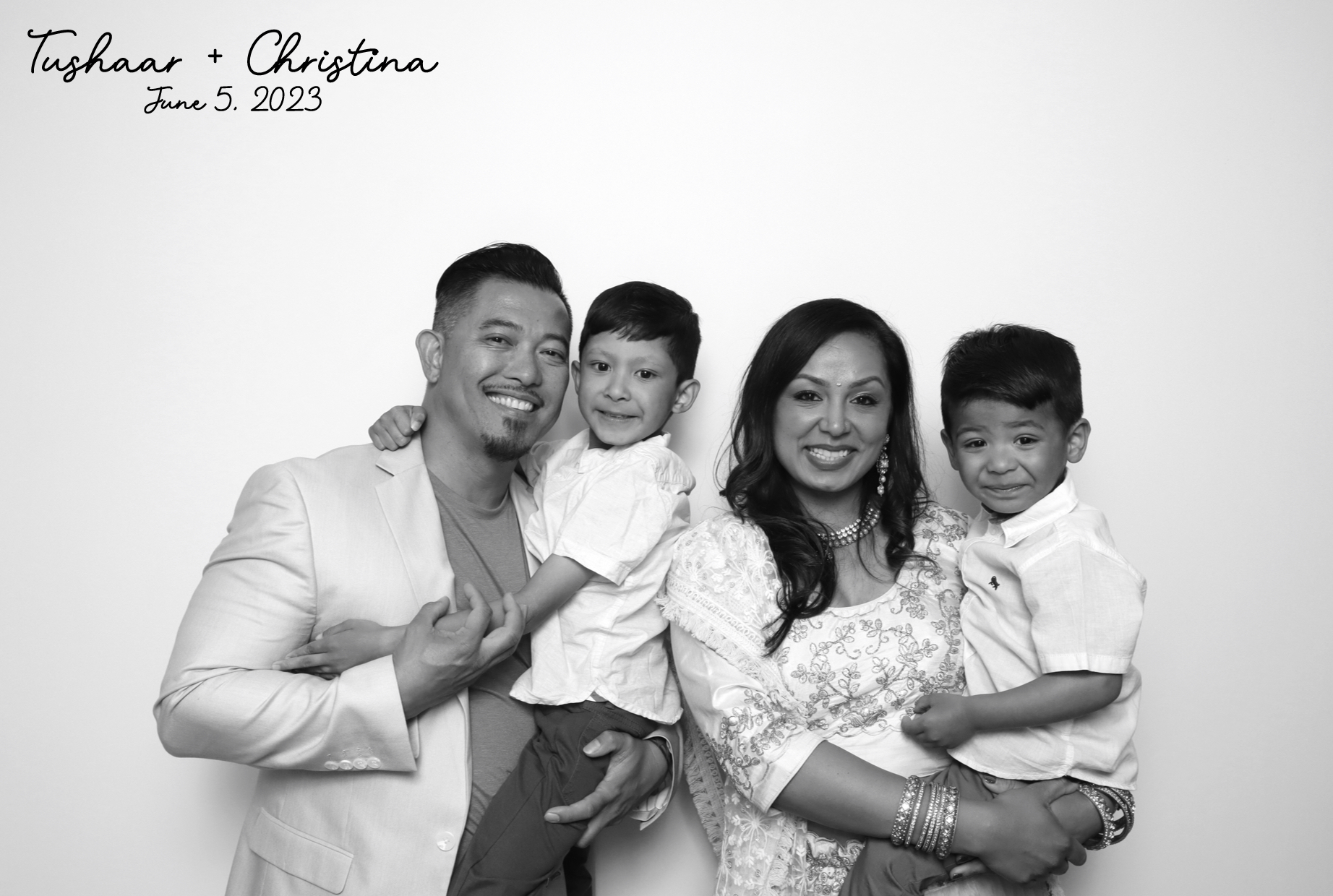 Tushaar & Christina | View more photos from the event at images.mobile-photo-booth.com/u/MobilePhotoBoothUK/Tushaar-Christina