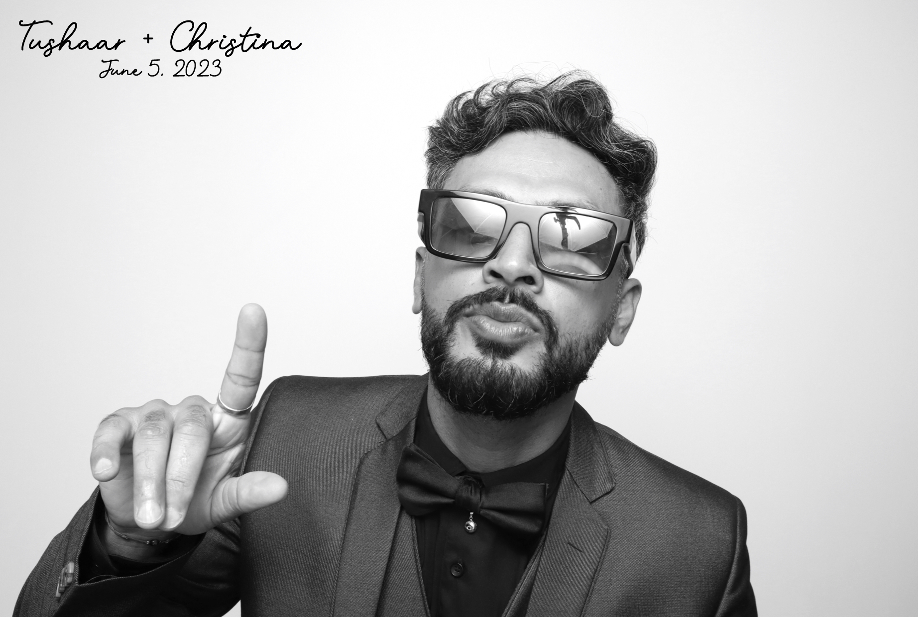Tushaar & Christina | View more photos from the event at images.mobile-photo-booth.com/u/MobilePhotoBoothUK/Tushaar-Christina