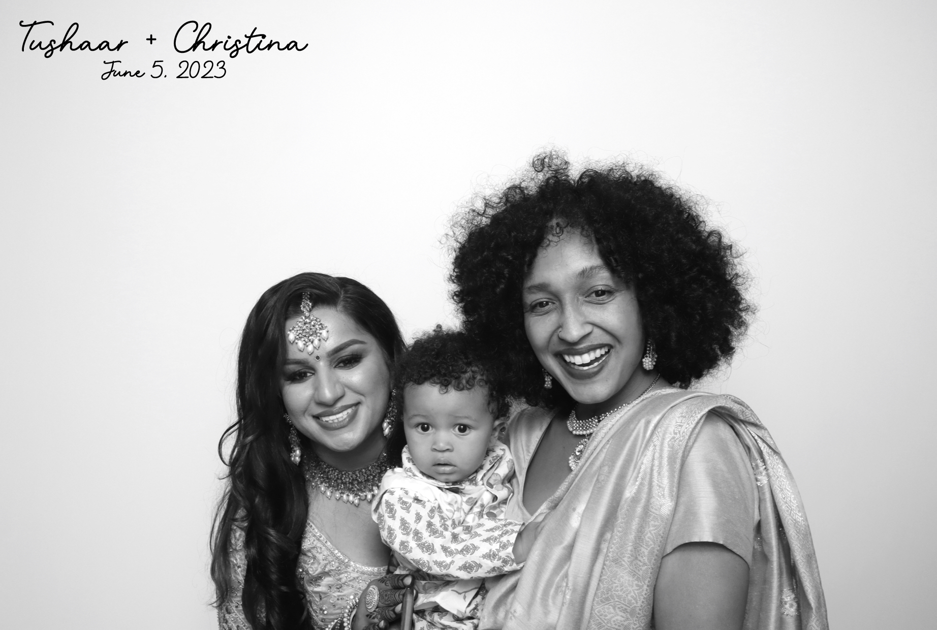 Tushaar & Christina | View more photos from the event at images.mobile-photo-booth.com/u/MobilePhotoBoothUK/Tushaar-Christina