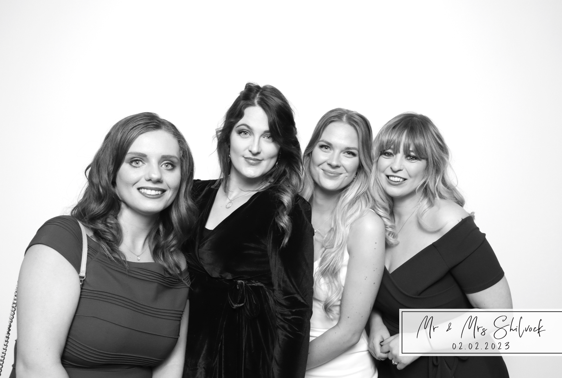 Victoria & Dan | View more photos from the event at images.mobile-photo-booth.com/u/MobilePhotoBoothUK/Victoria-Dan