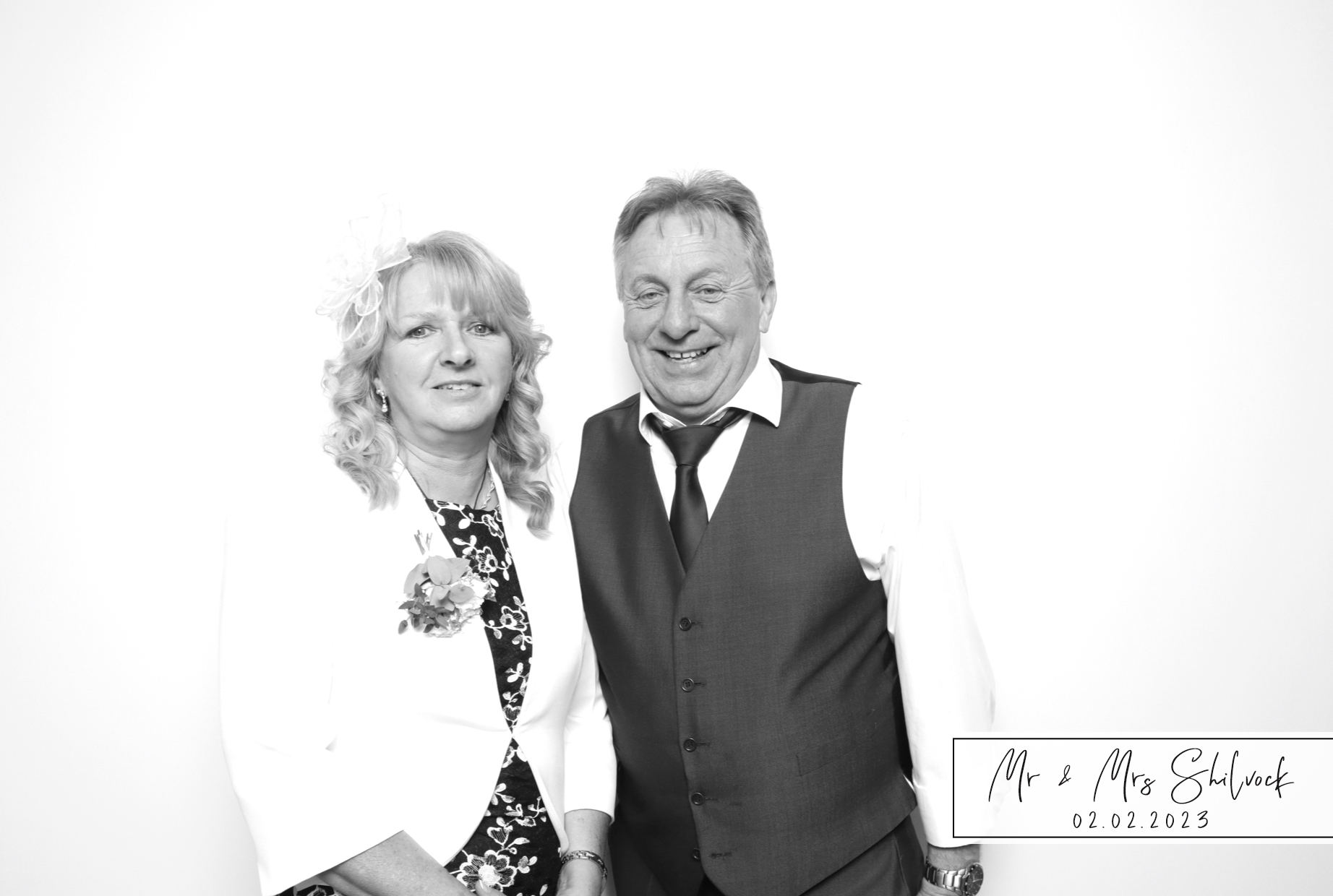 Victoria & Dan | View more photos from the event at images.mobile-photo-booth.com/u/MobilePhotoBoothUK/Victoria-Dan
