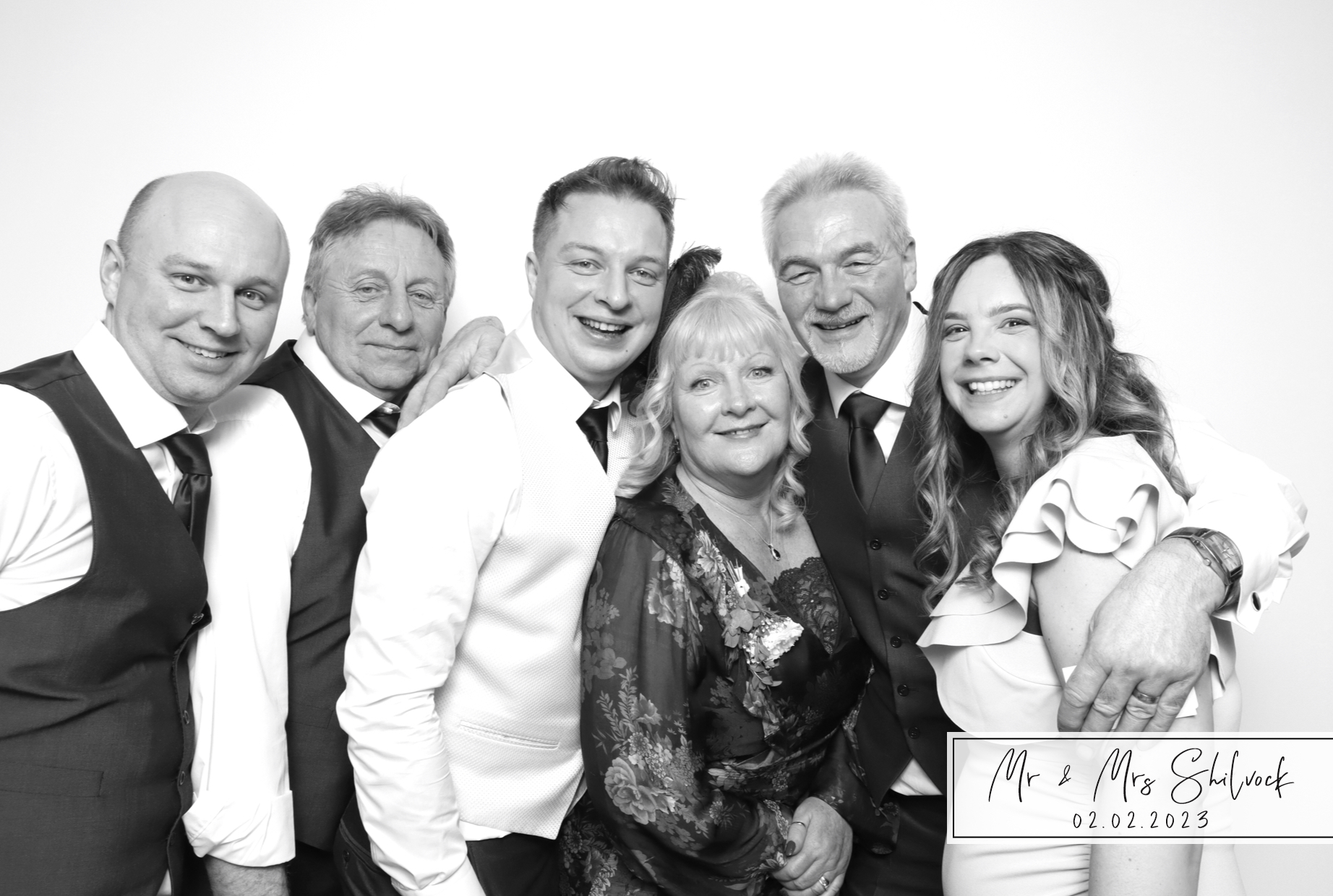 Victoria & Dan | View more photos from the event at images.mobile-photo-booth.com/u/MobilePhotoBoothUK/Victoria-Dan