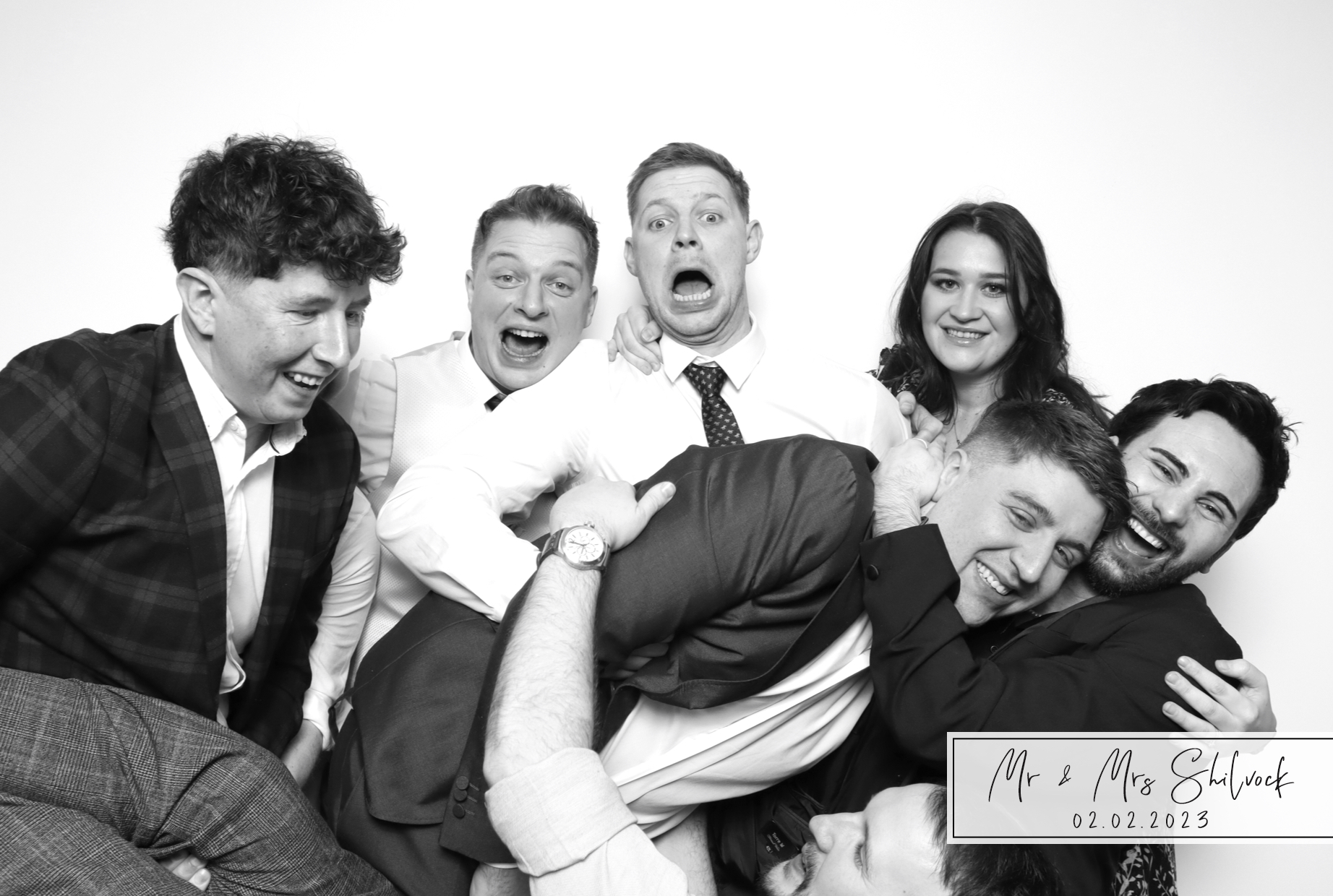 Victoria & Dan | View more photos from the event at images.mobile-photo-booth.com/u/MobilePhotoBoothUK/Victoria-Dan