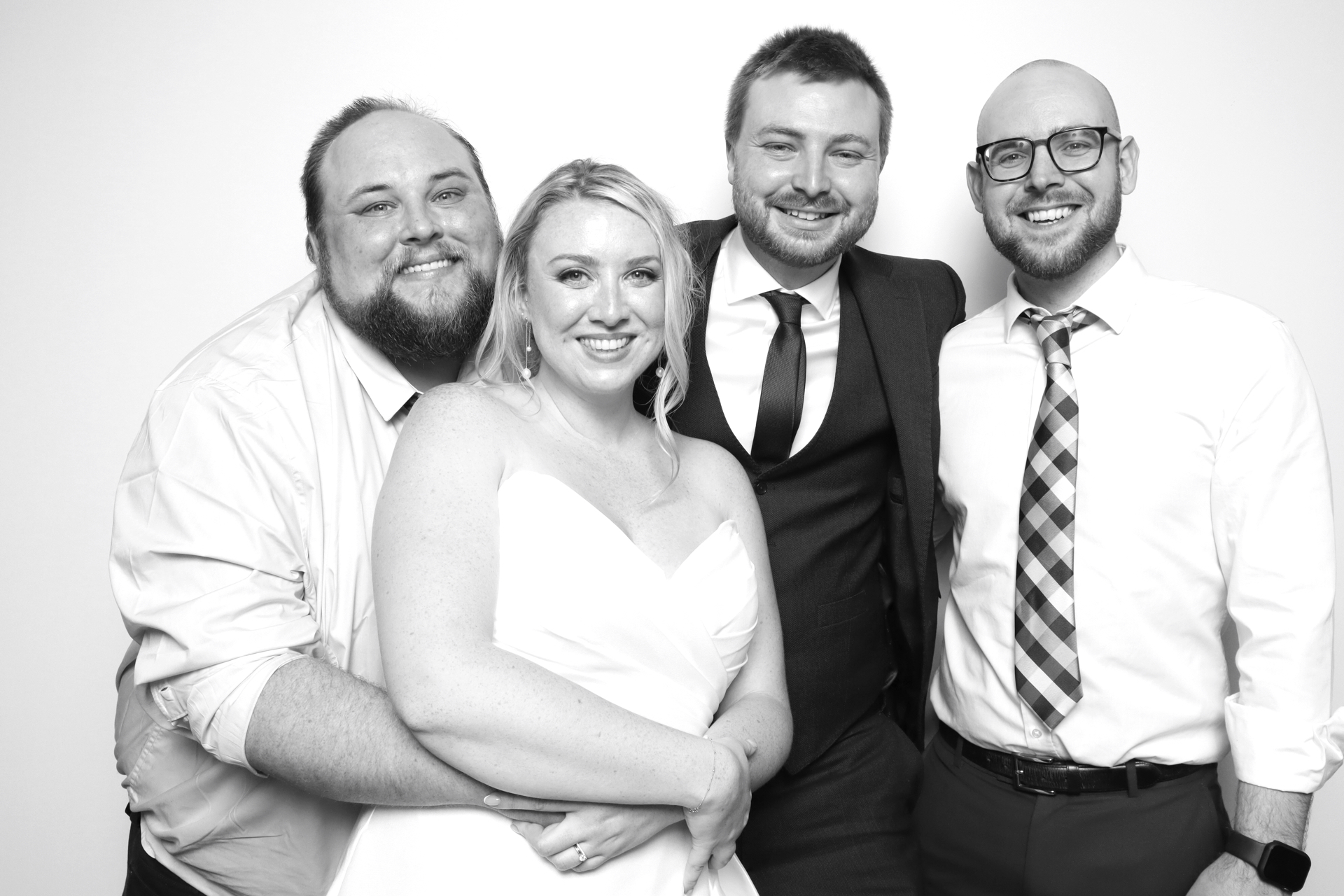 William & Jessica | View more photos from the event at images.mobile-photo-booth.com/u/MobilePhotoBoothUK/William-Jessica
