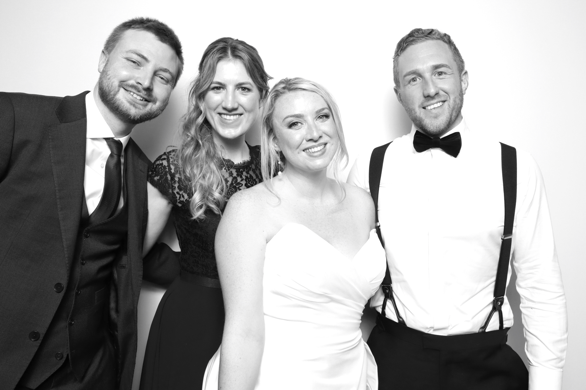William & Jessica | View more photos from the event at images.mobile-photo-booth.com/u/MobilePhotoBoothUK/William-Jessica