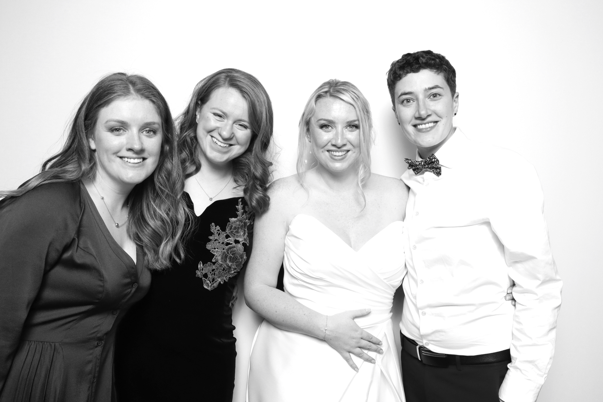 William & Jessica | View more photos from the event at images.mobile-photo-booth.com/u/MobilePhotoBoothUK/William-Jessica