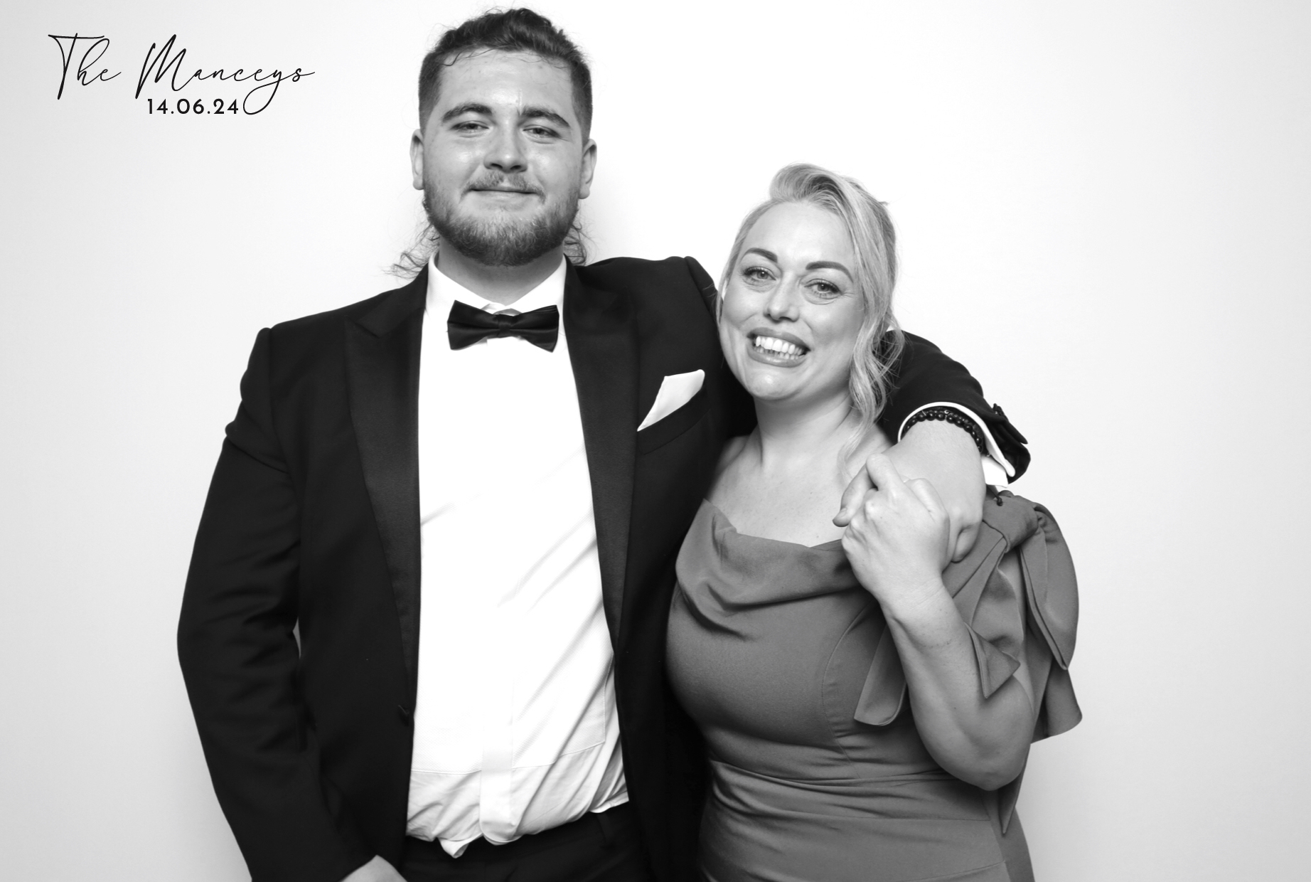 Adam & Alana | View more photos from the event at images.mobile-photo-booth.com/u/MobilePhotoBoothUK/Adam-Alana