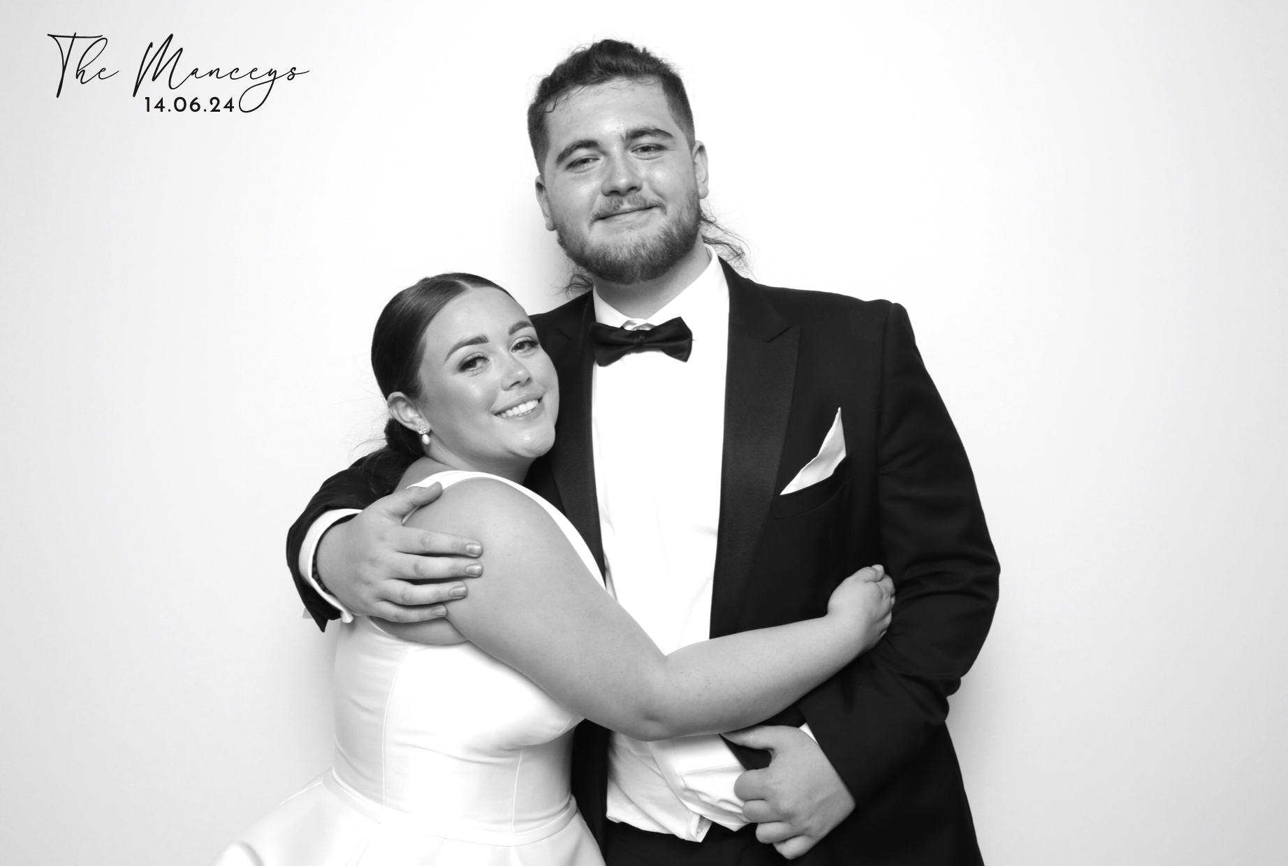 Adam & Alana | View more photos from the event at images.mobile-photo-booth.com/u/MobilePhotoBoothUK/Adam-Alana